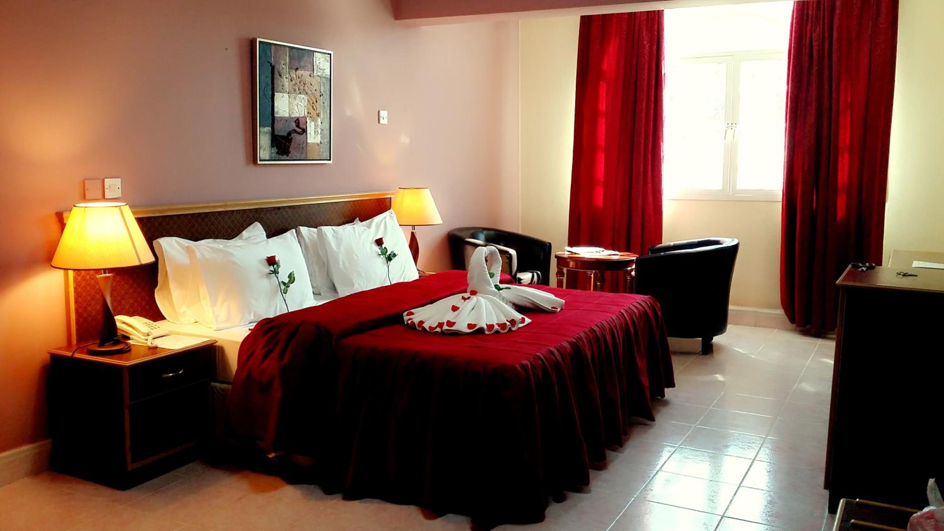 Deluxe Double Room - Photo 2