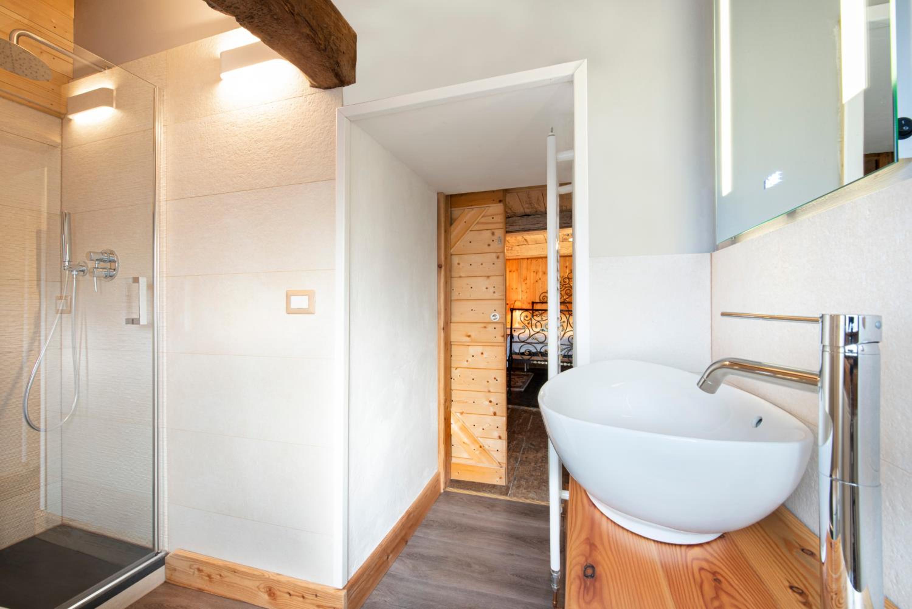 Deluxe Double Room photo 3