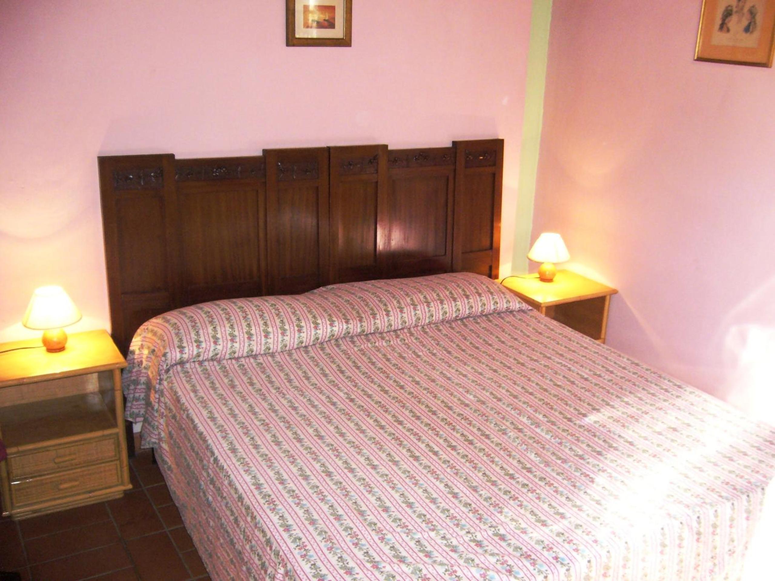Double or Twin Room with Bathroom photo 1