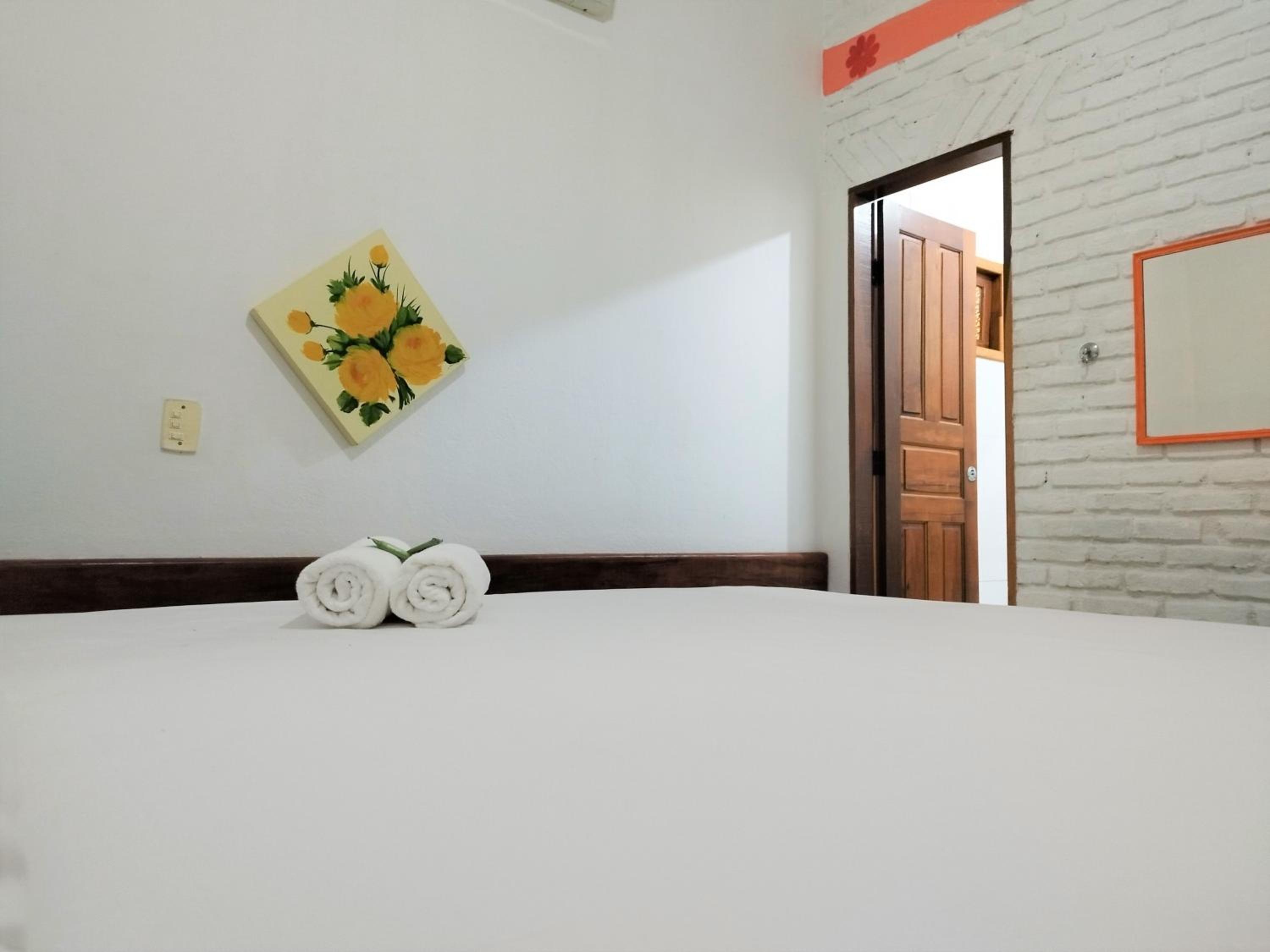 Double Room - Photo 11