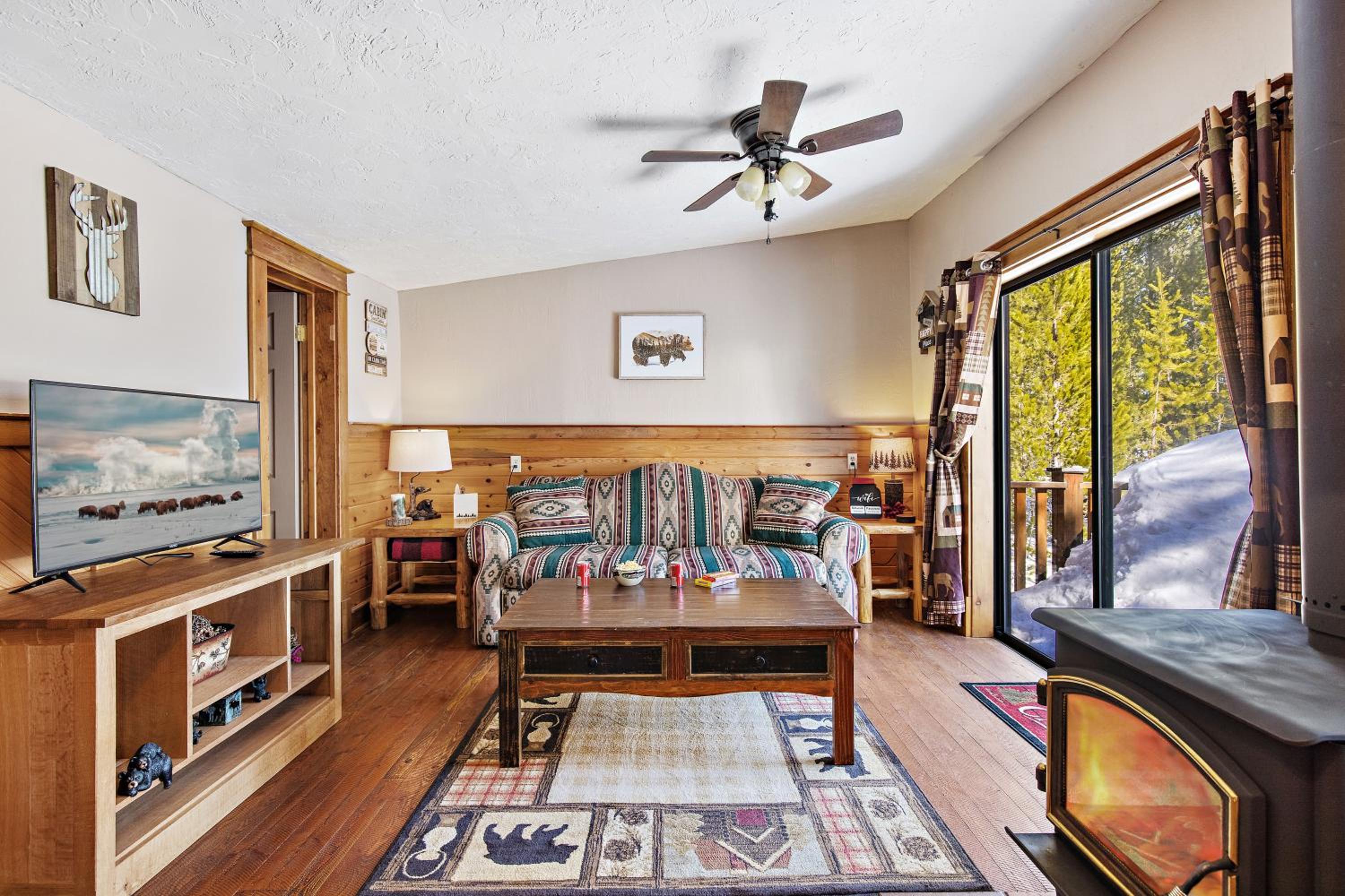 Four-Bedroom House photo 3