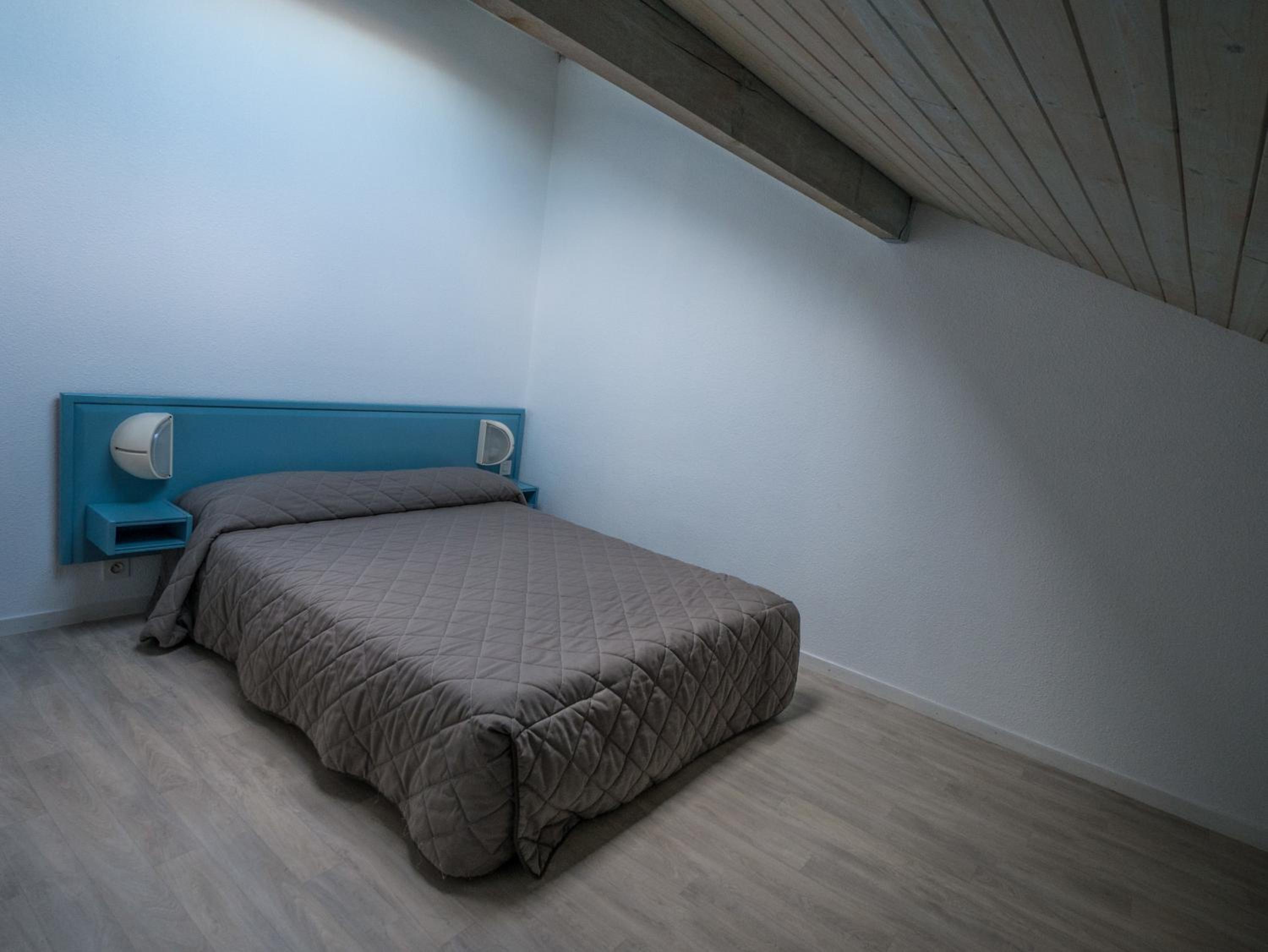 Two-Bedroom Apartment (6 Adults)