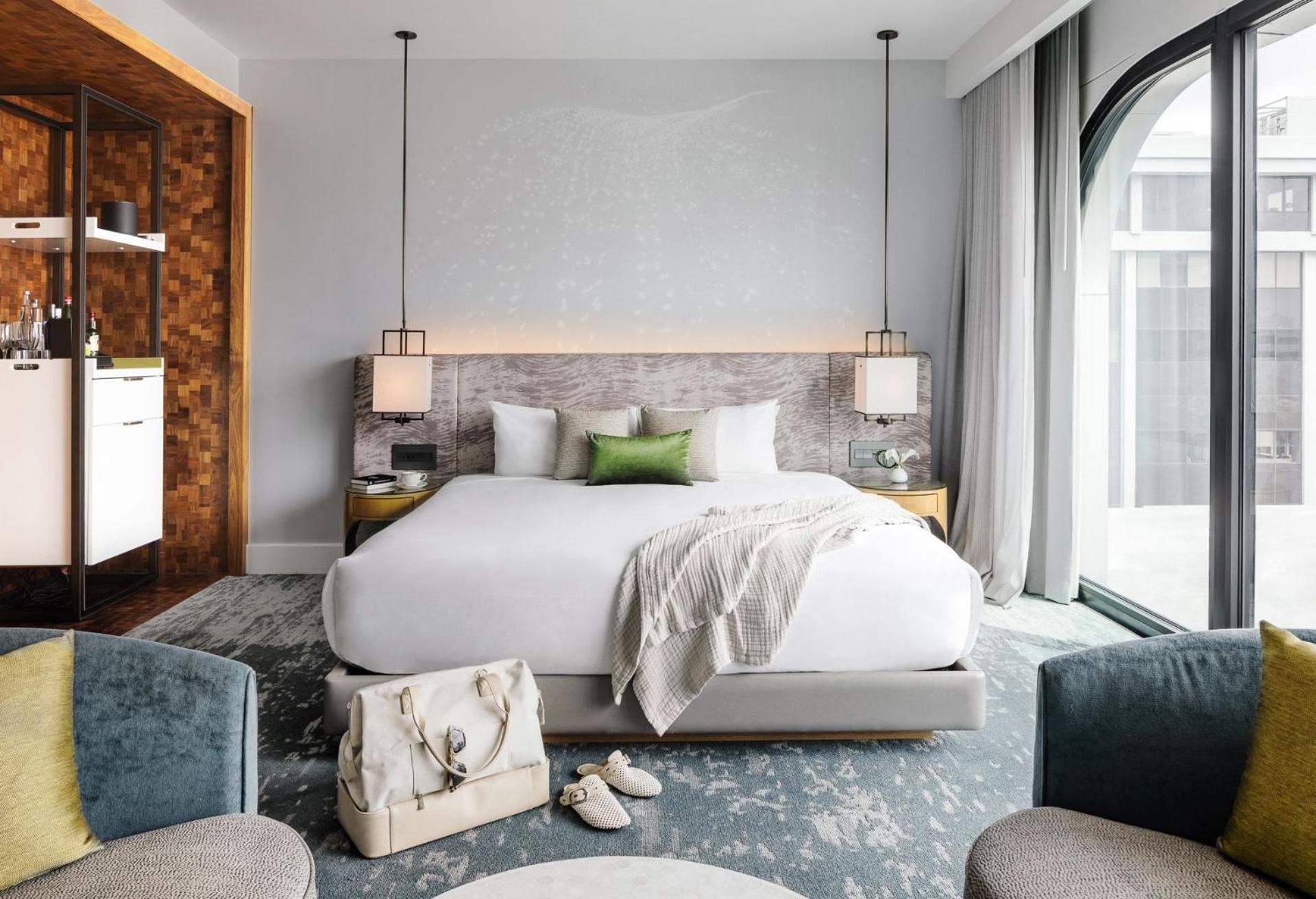 King Room - Gold - Photo 3