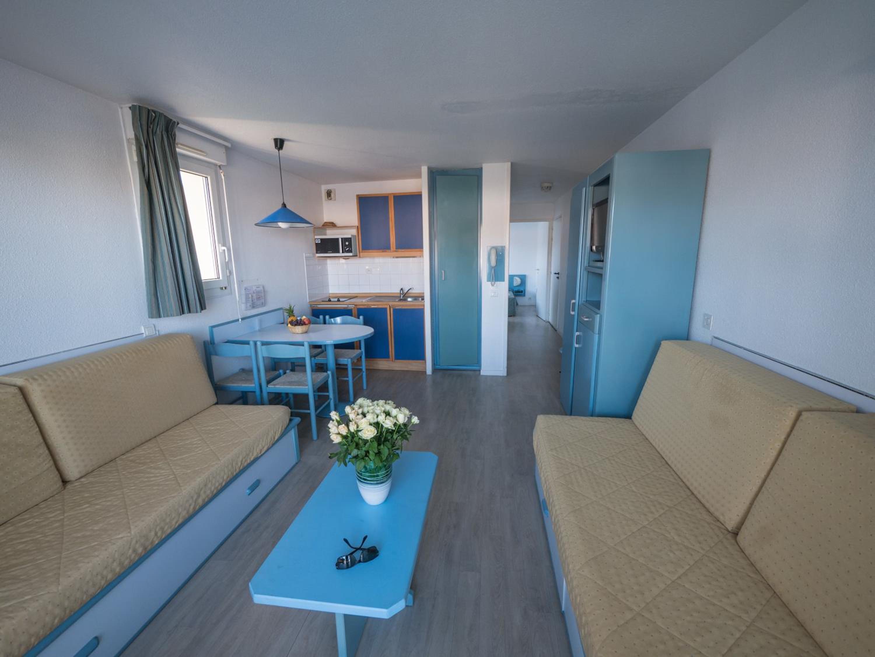 One-Bedroom Apartment (4 Adults)