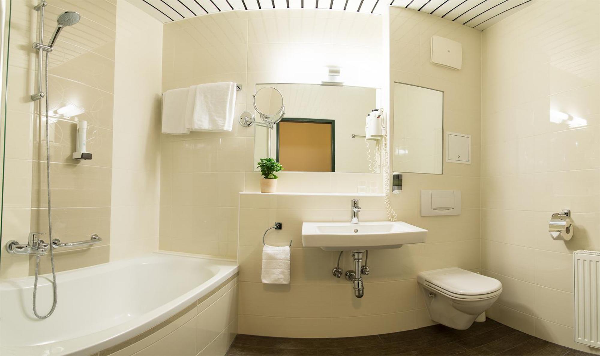 Standard Triple Room photo 2
