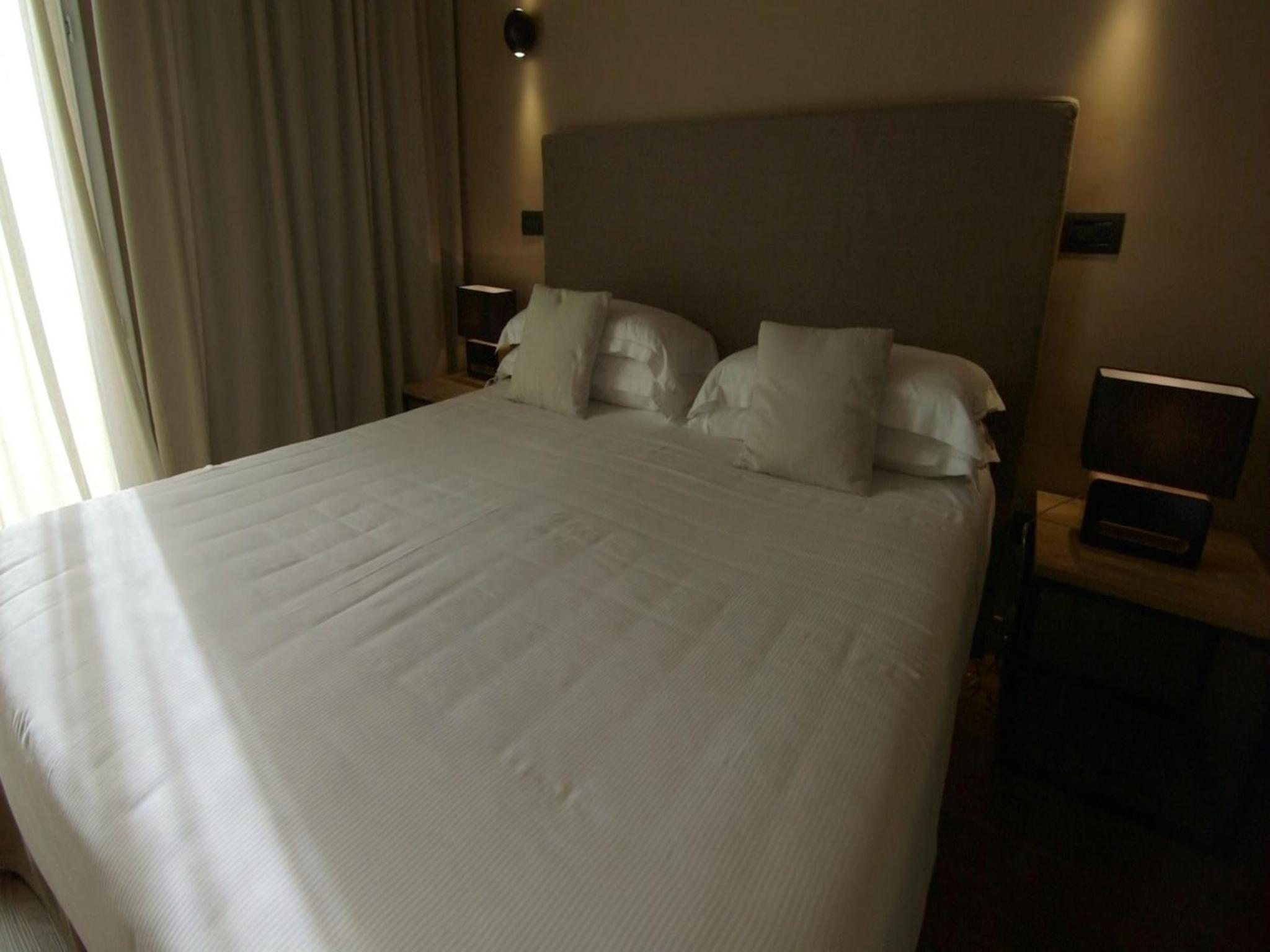 S - SUITE D - Photo 14