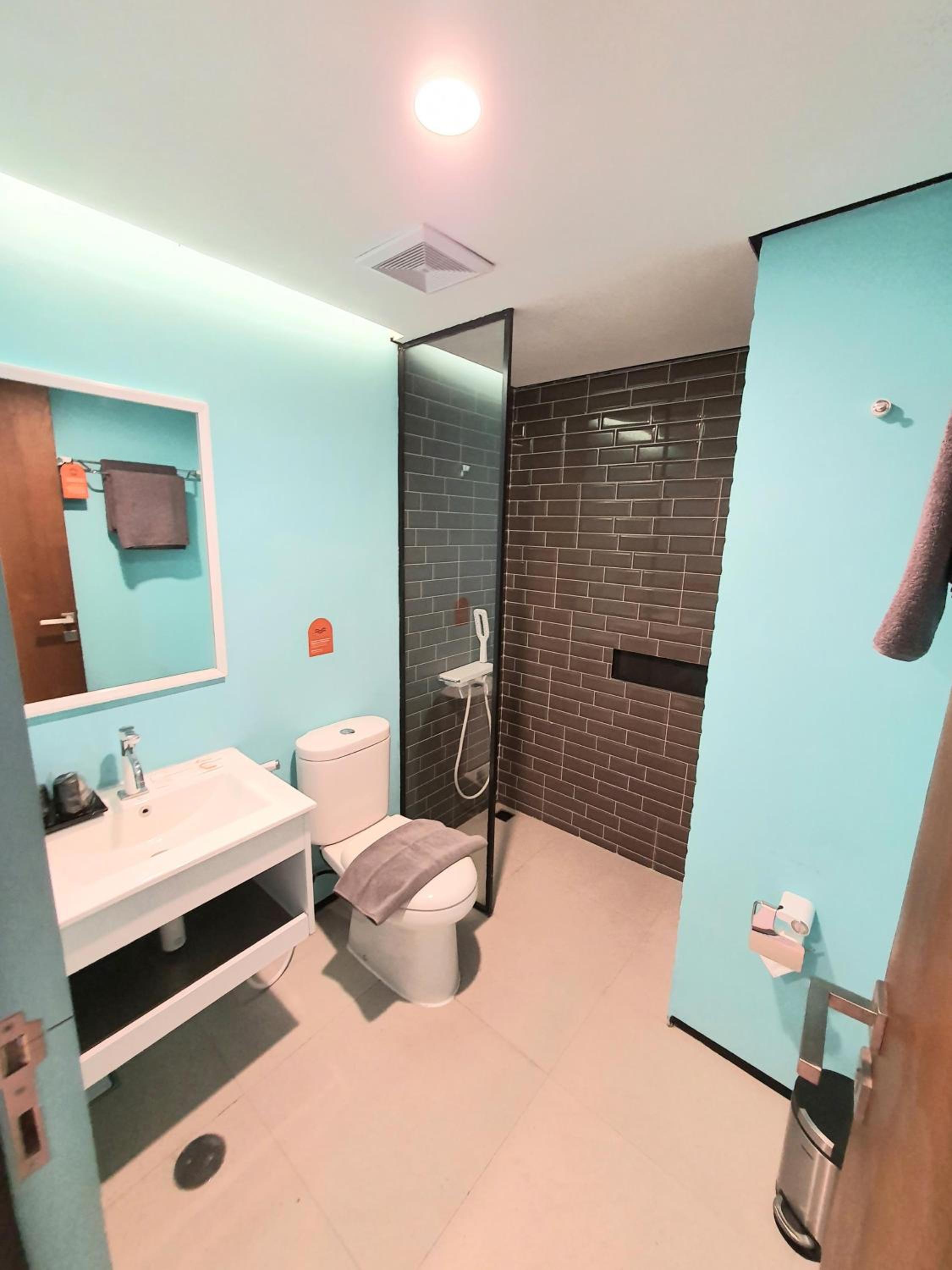 Deluxe Twin Room - Photo 2