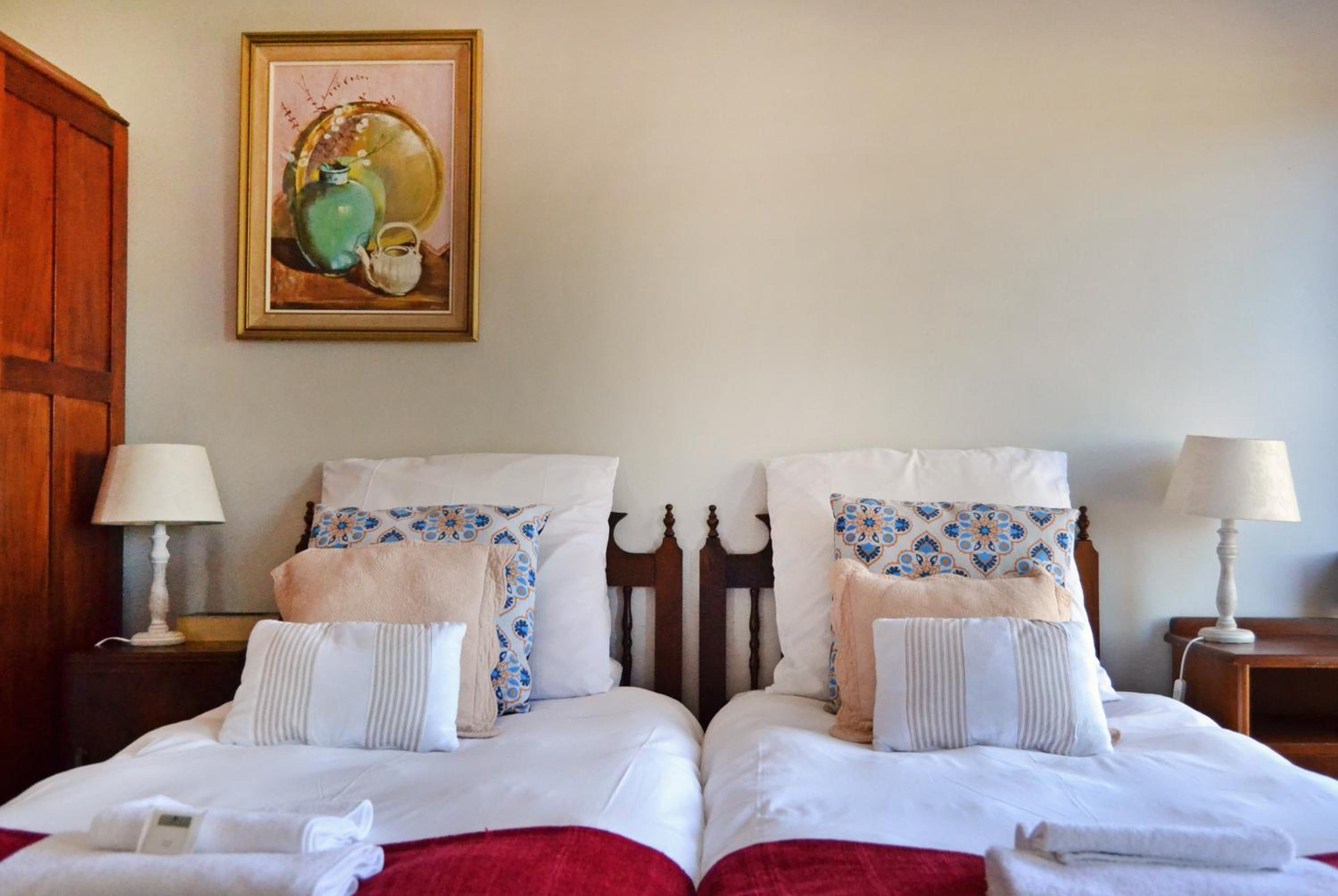 Twin Room with Balcony photo 2