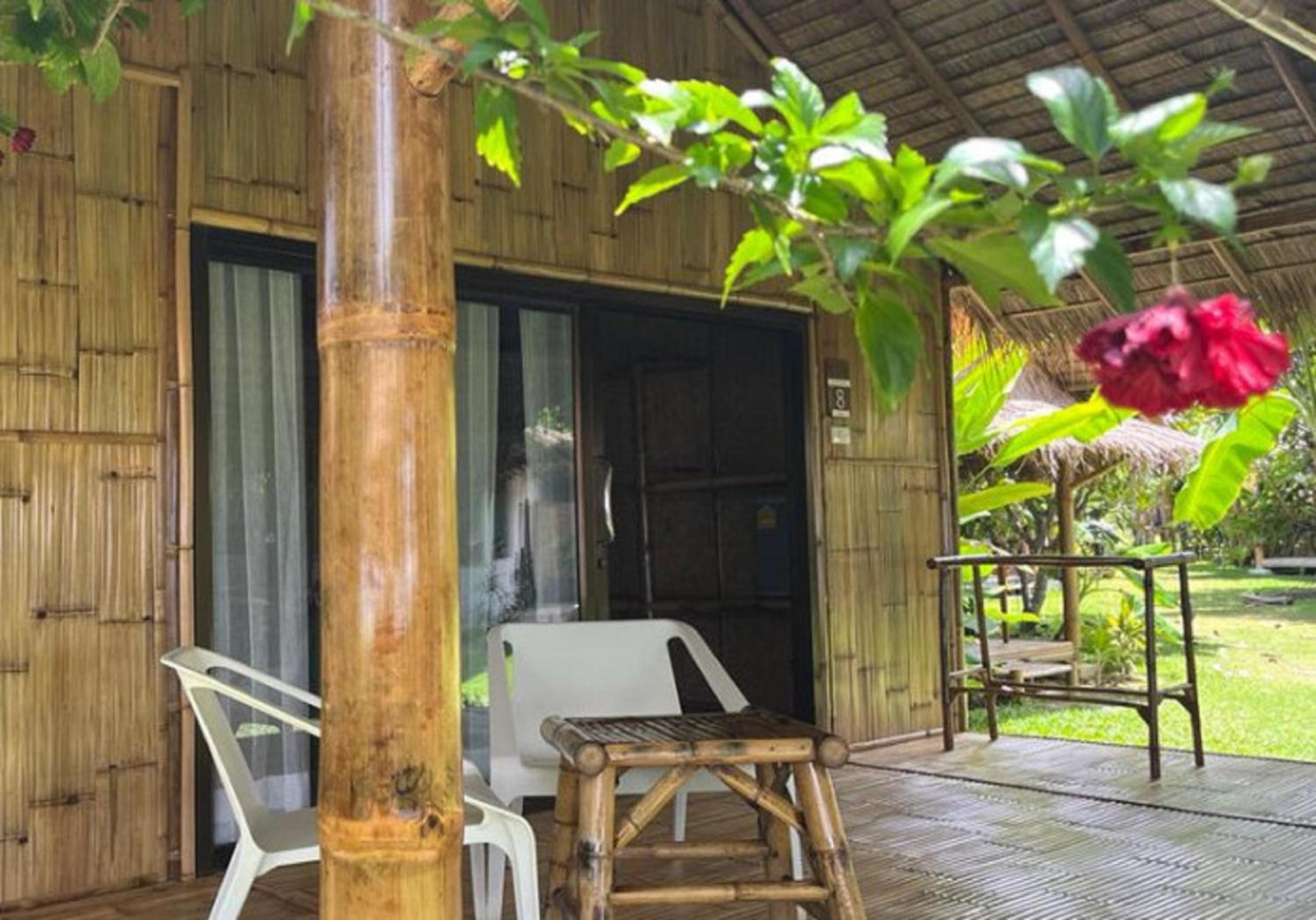 Bungalow with Sea View - Photo 11