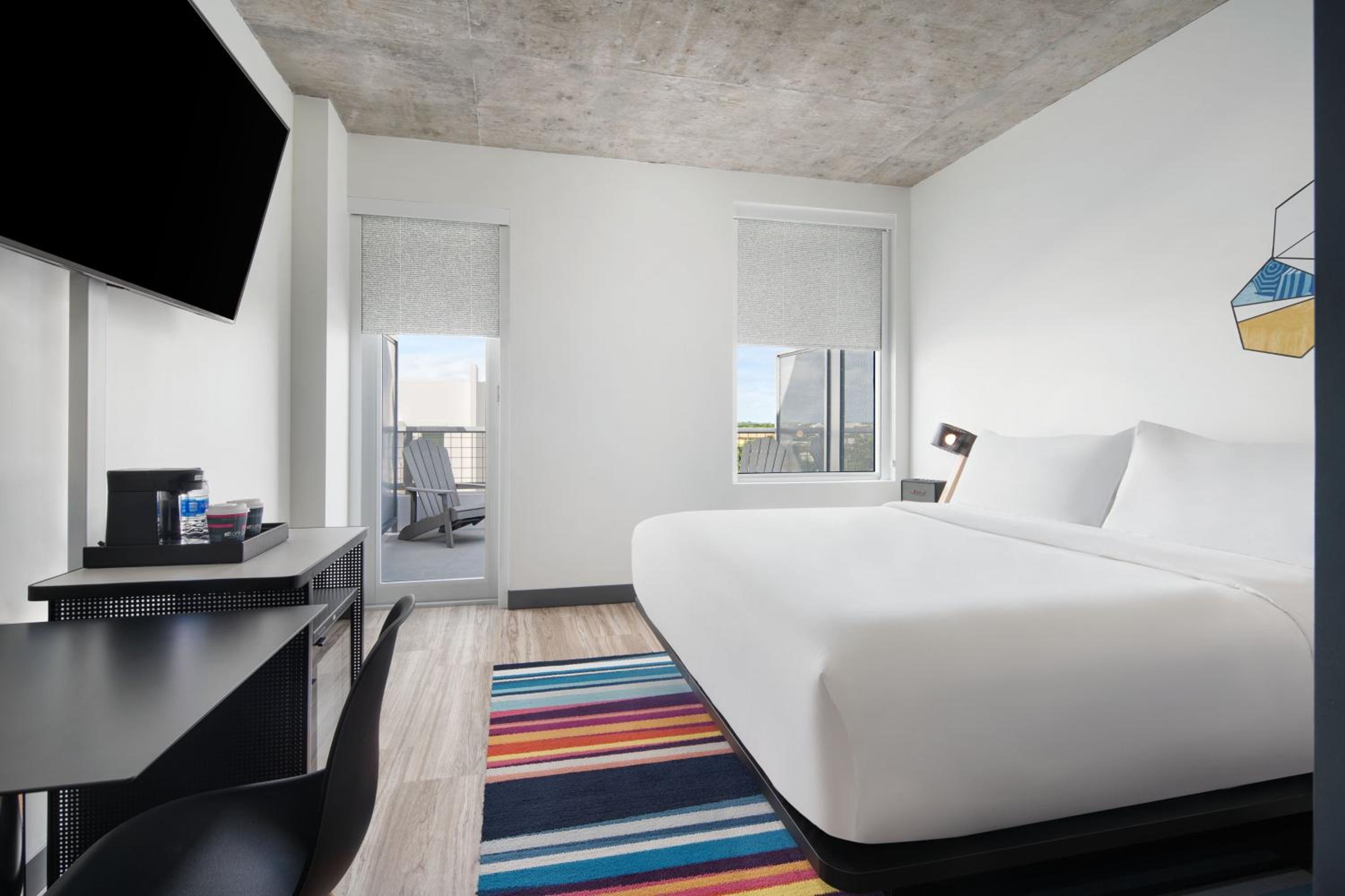 King Room with Balcony