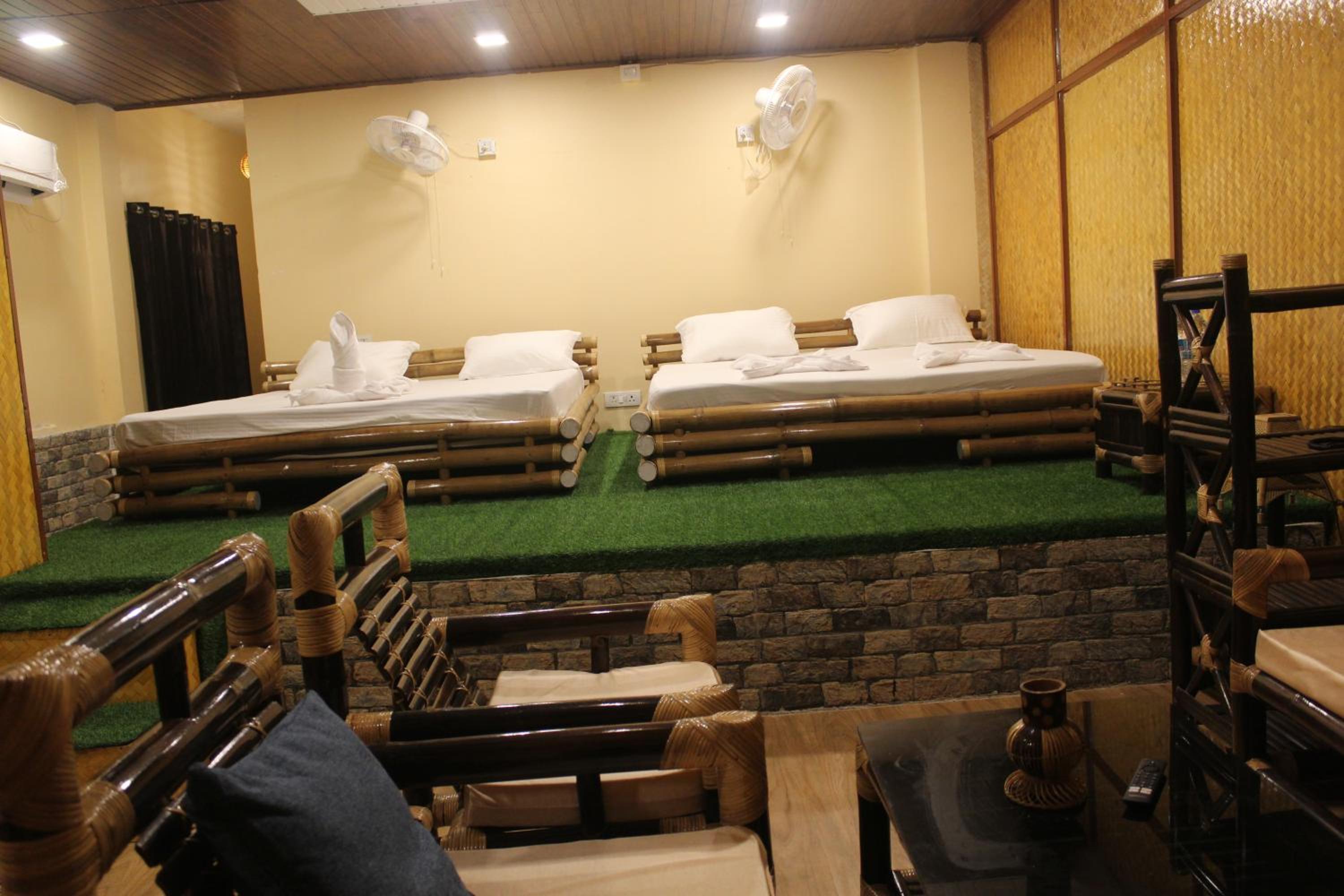 King Room With Two King Beds photo 2