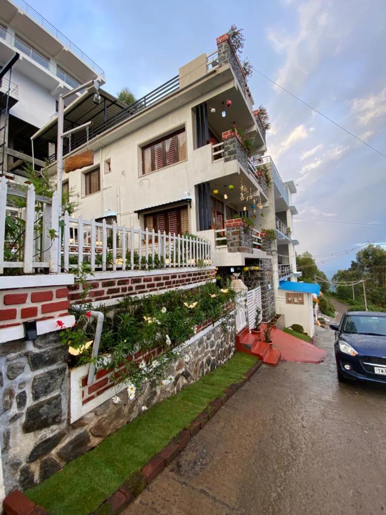 Three-Bedroom Villa photo 3