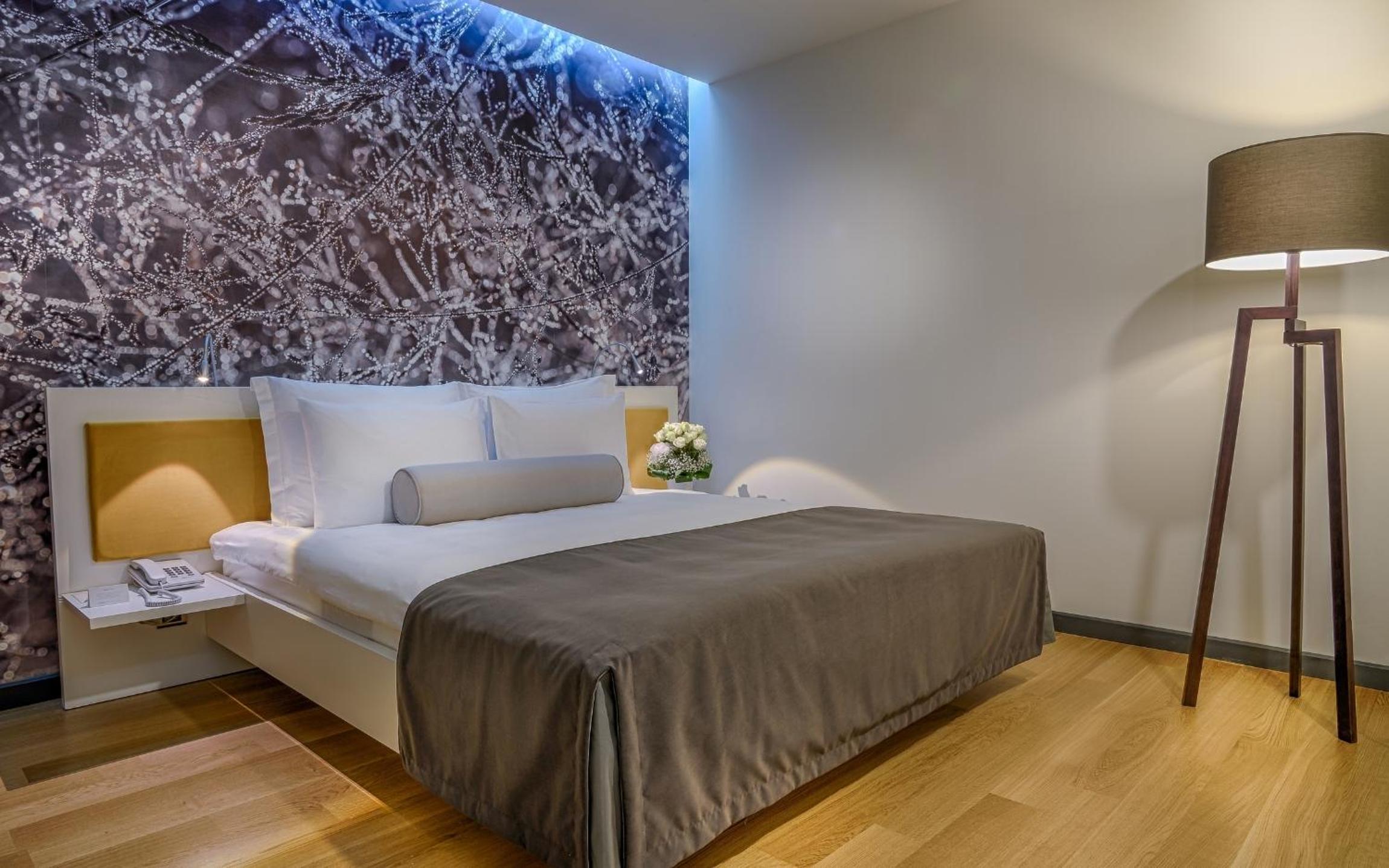 Superior Double or Twin Room-No Window - Photo 1