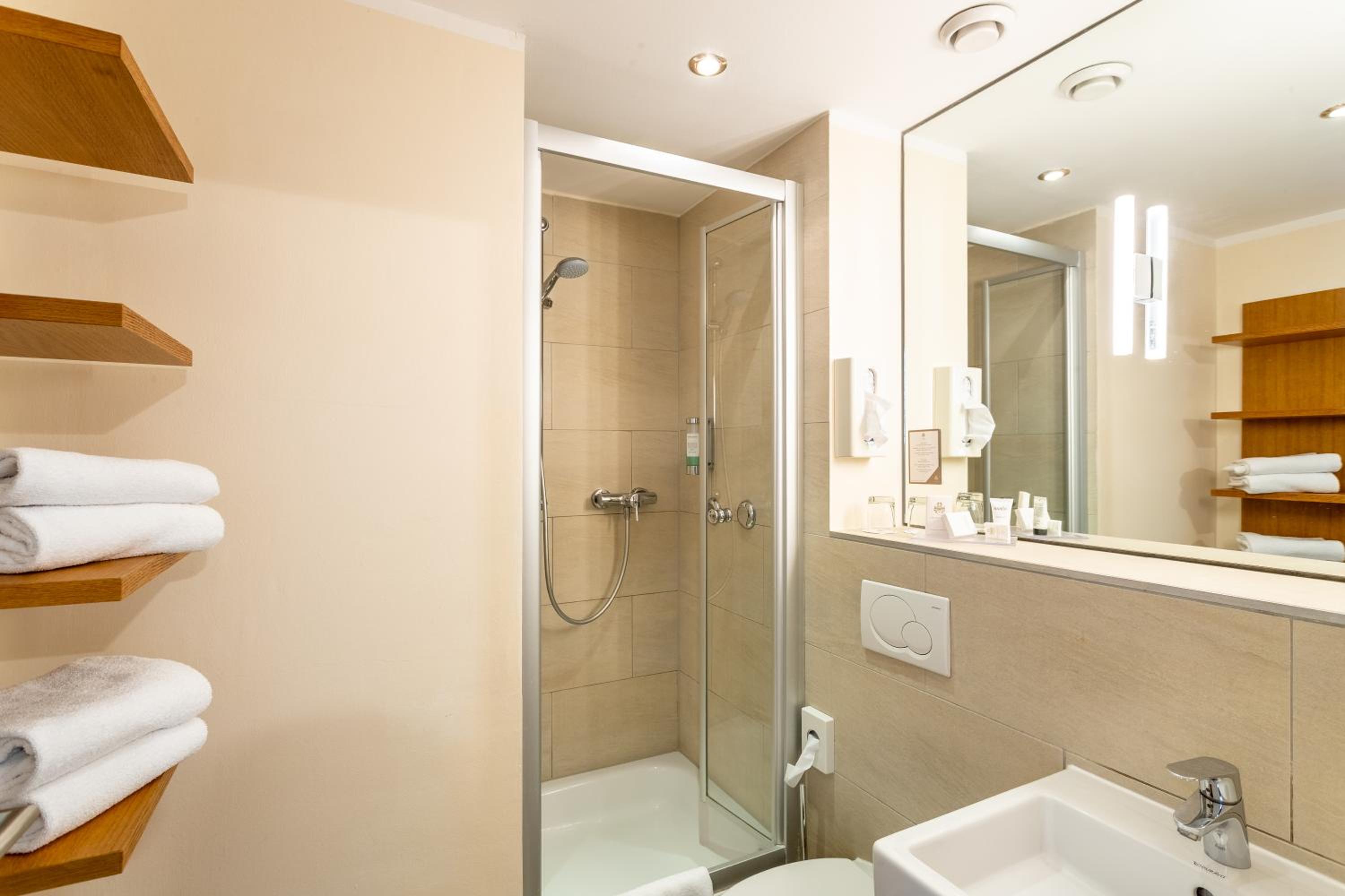 Double Room - Land View - Photo 3