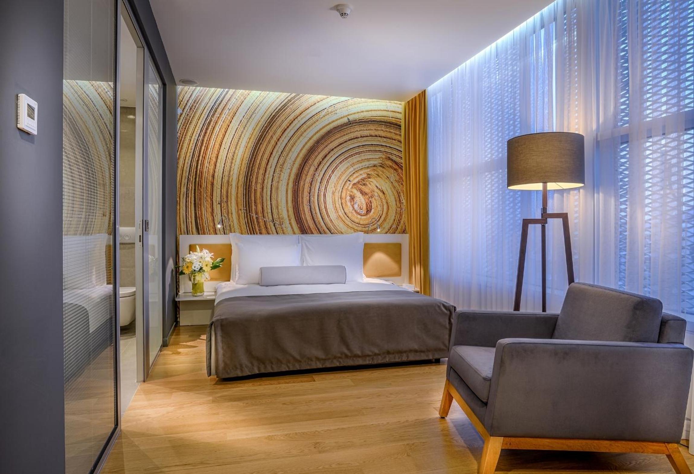 Deluxe Double or Twin Room - Photo 3