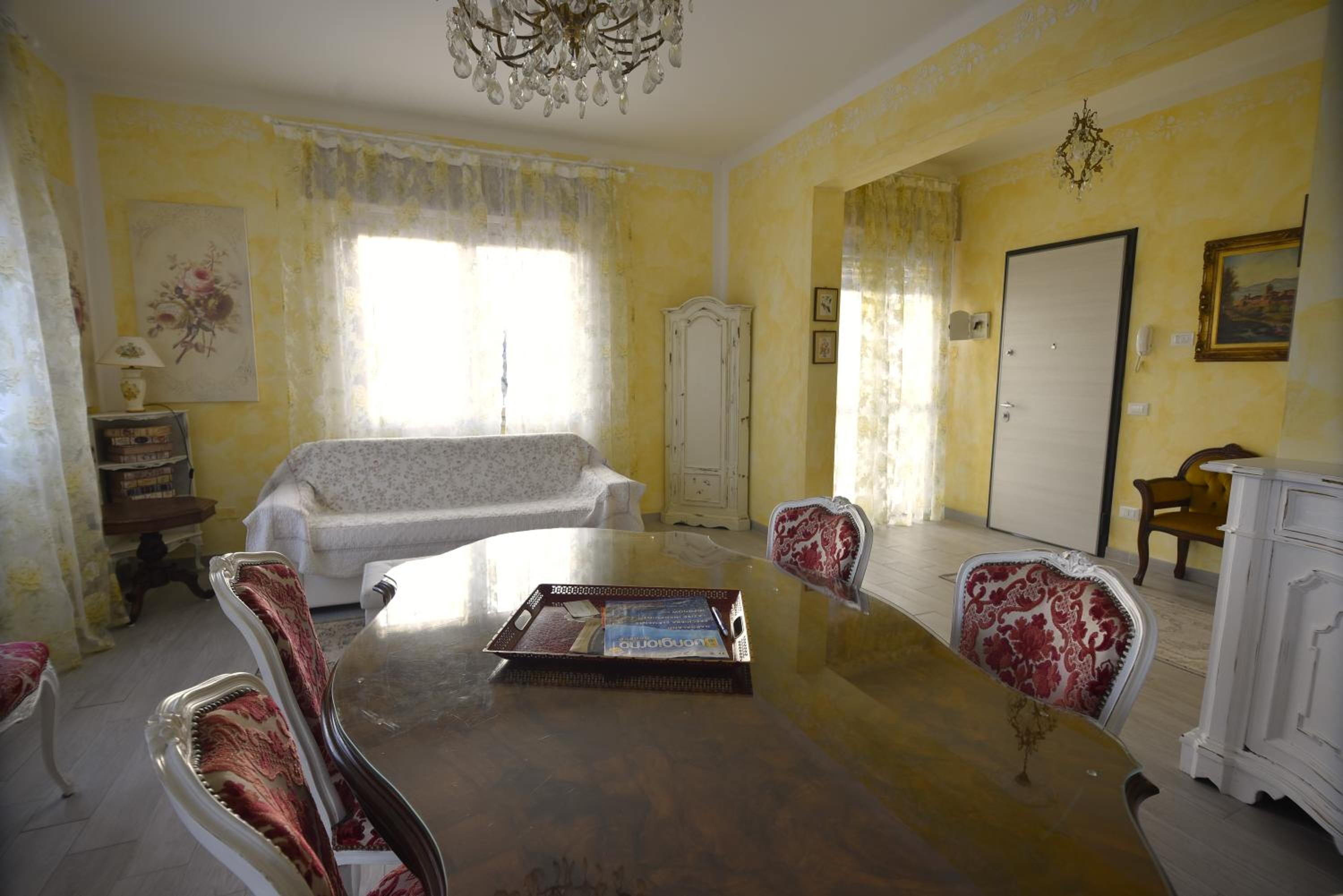 Superior Apartment photo 2