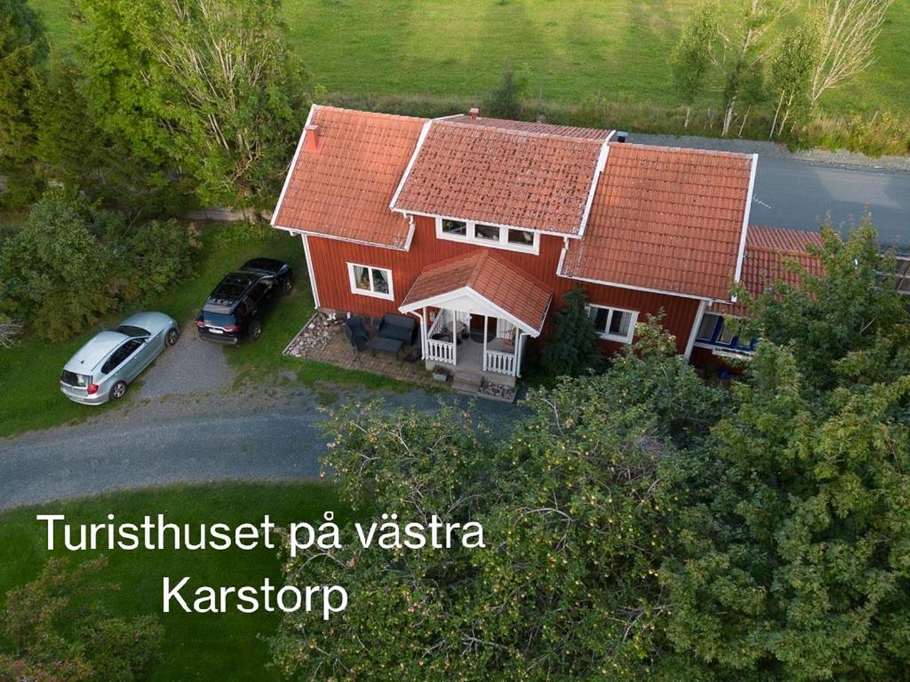 Three-Bedroom Villa - Photo 5