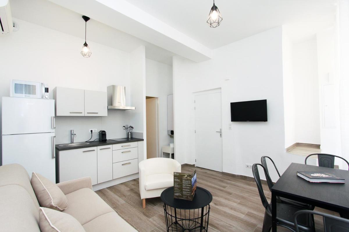 Standard Apartment photo 3