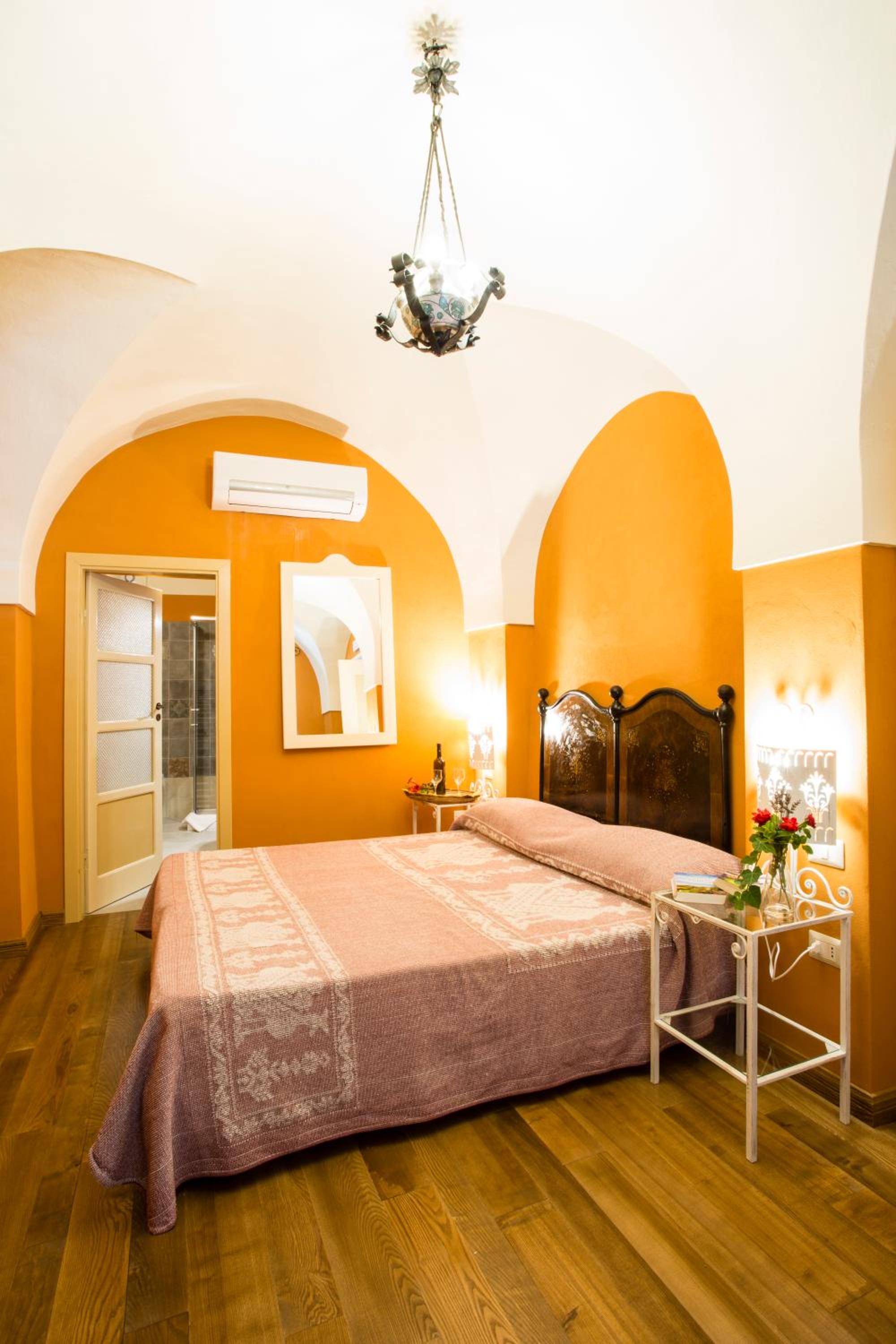 Double or Twin Room - Photo 4