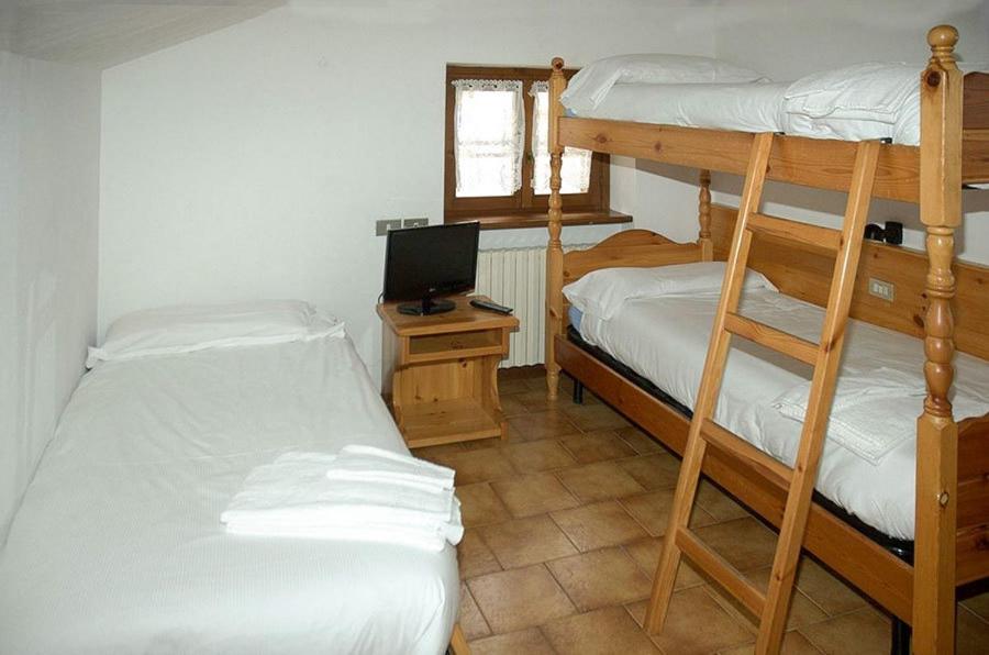 Two Connecting Double Rooms photo 2