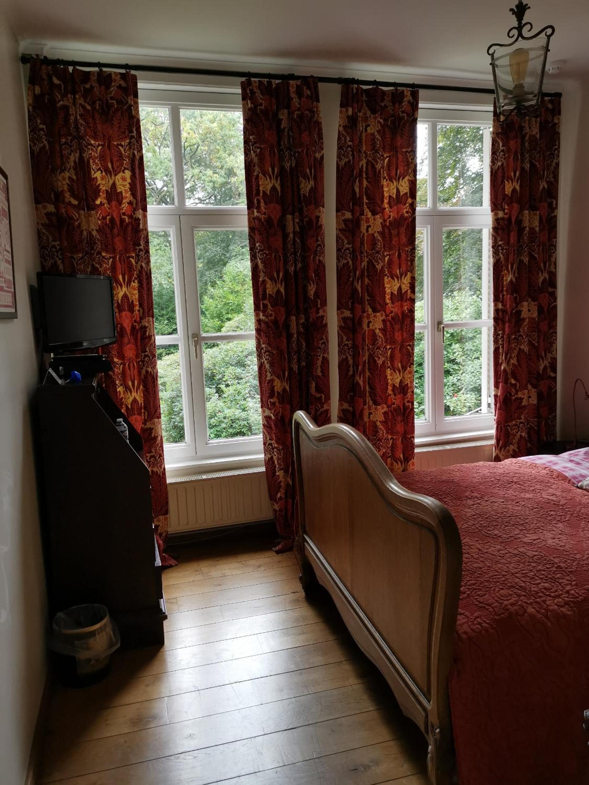 Single Room with Private Bathroom