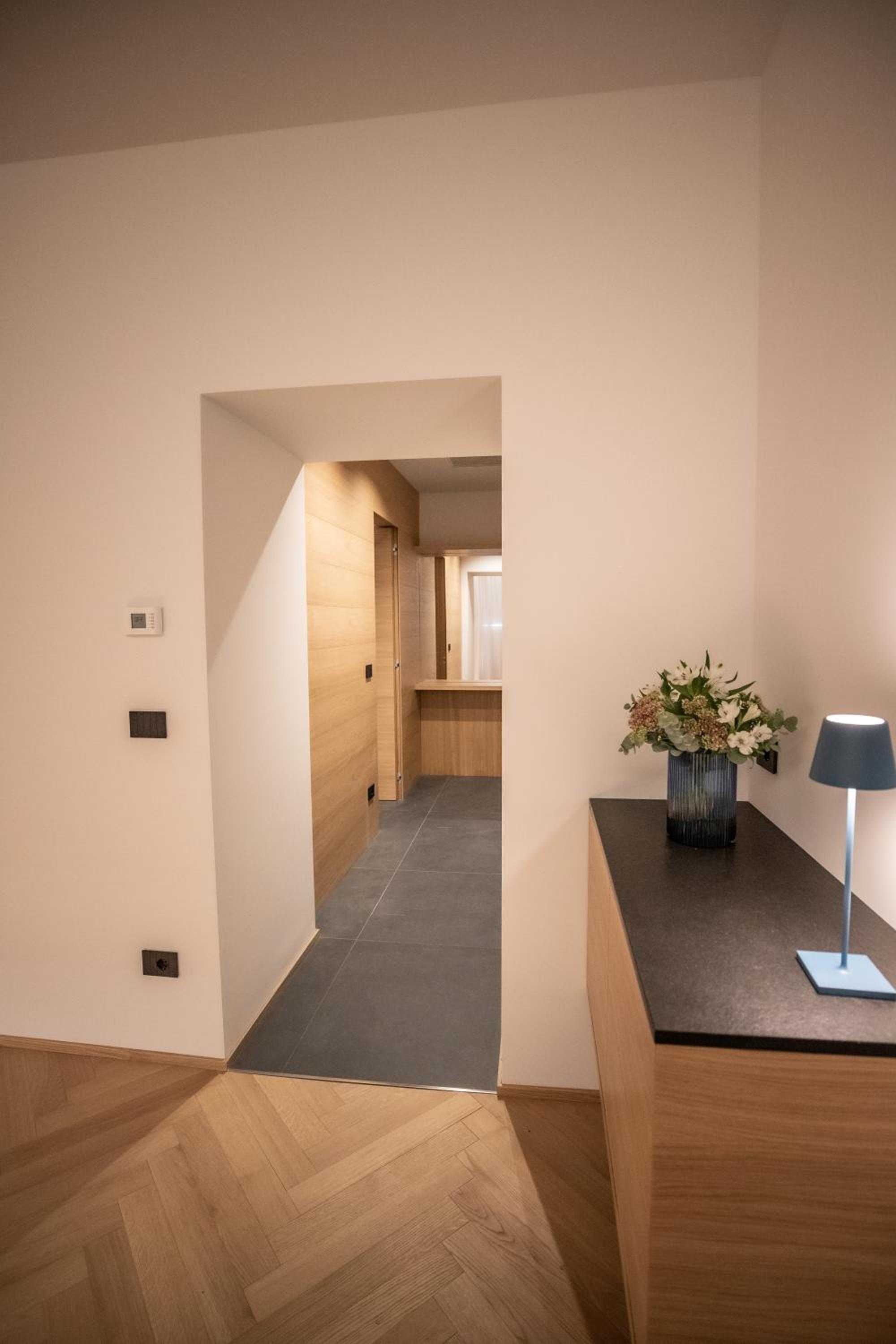 Deluxe Double Room with Balcony photo 1