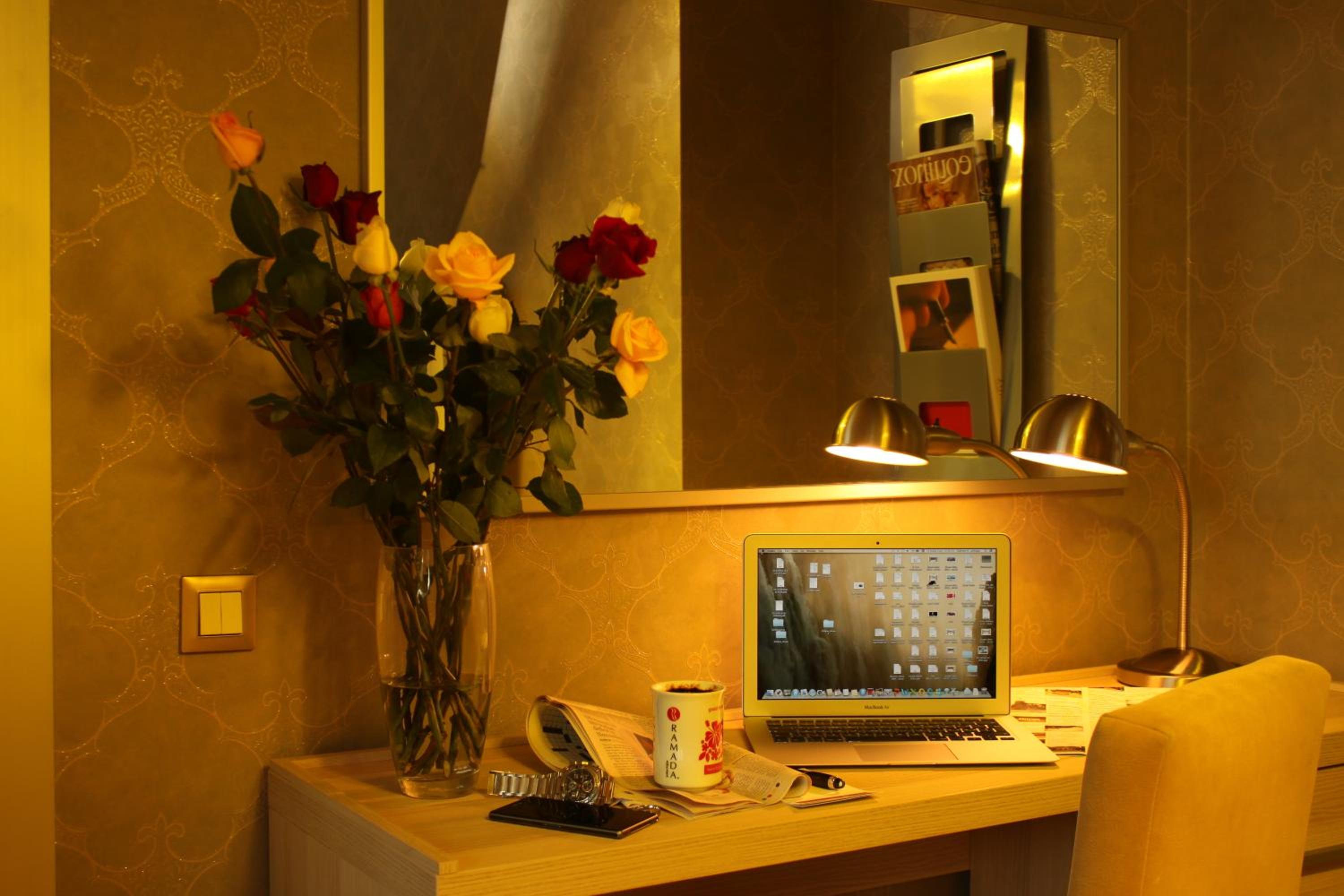 Deluxe Double Room - Photo 7