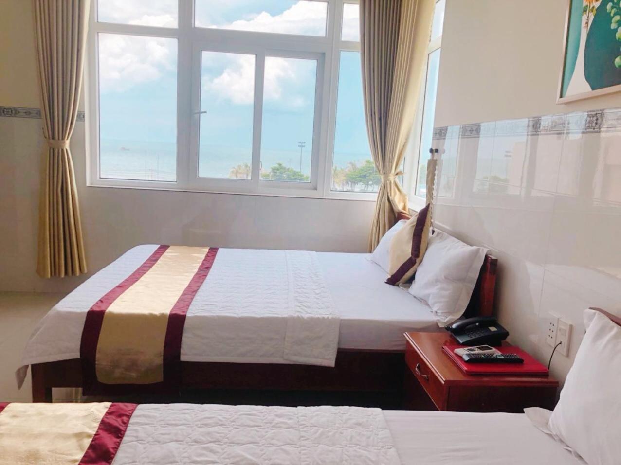 Quadruple Room with Sea View