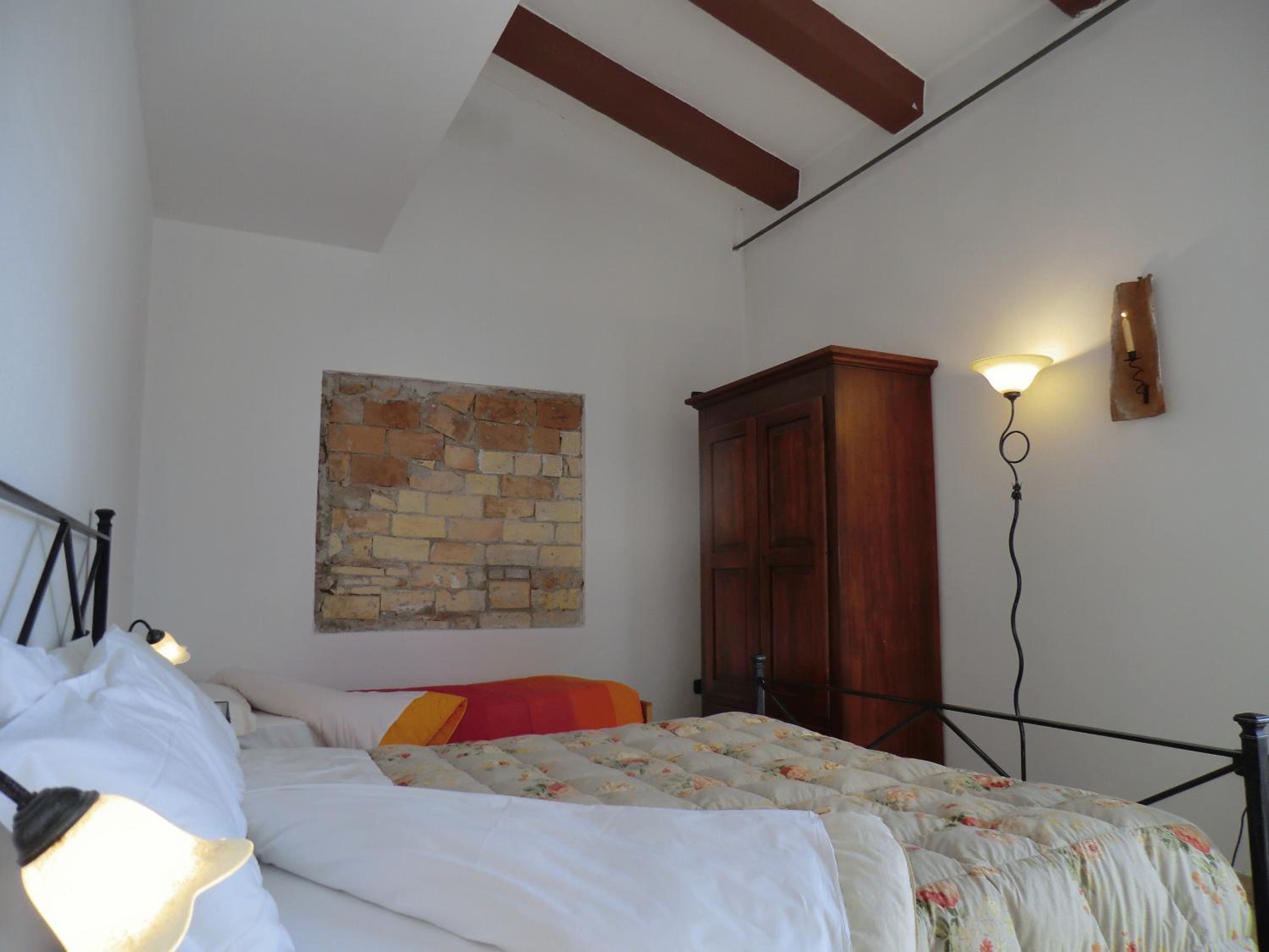 Two-Bedroom Apartment - Photo 35