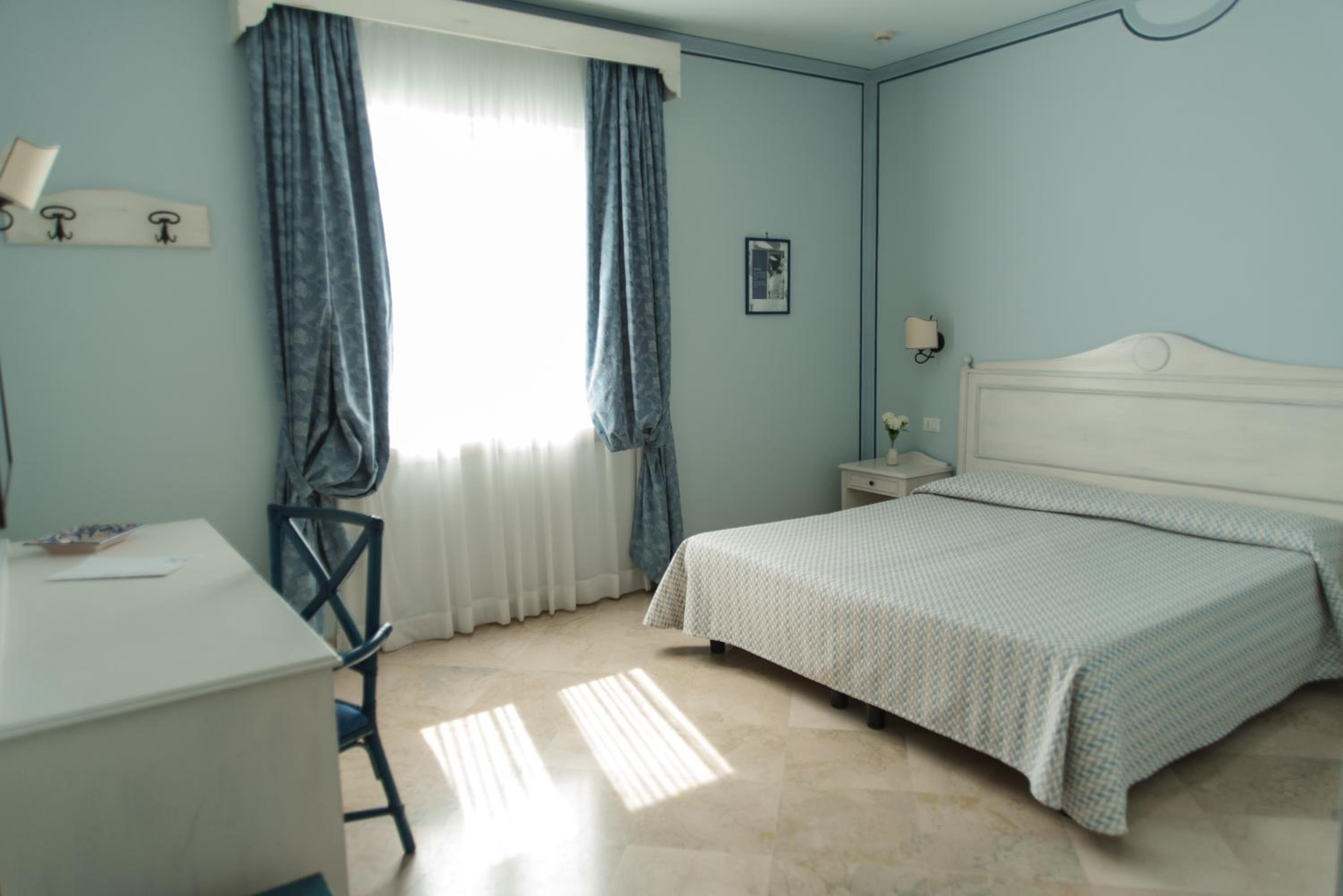 Superior Double Room with Mountain View - Photo 6