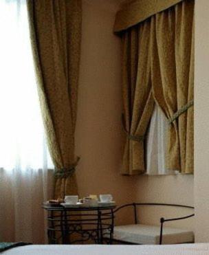 Double Or Twin Room photo 2