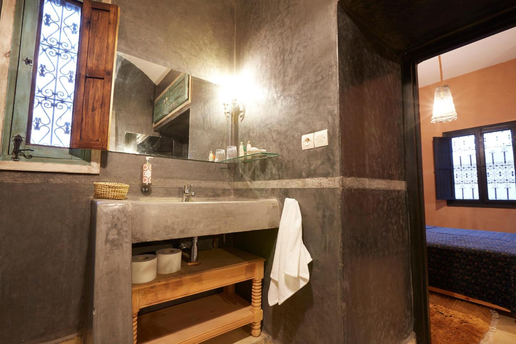 Suite with Mountain View - Photo 20