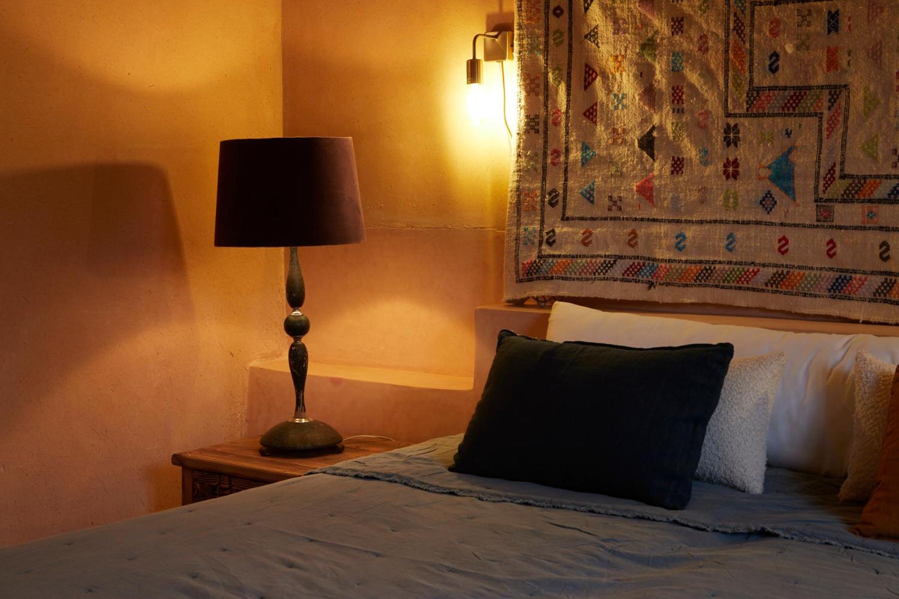Suite - Photo 24