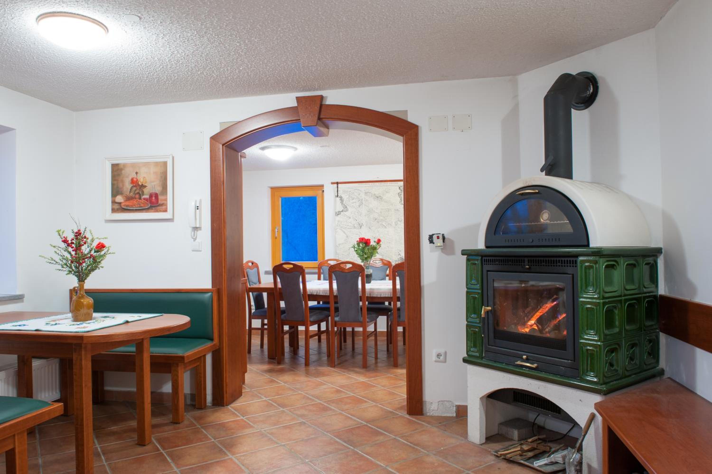 Three-Bedroom House photo 3