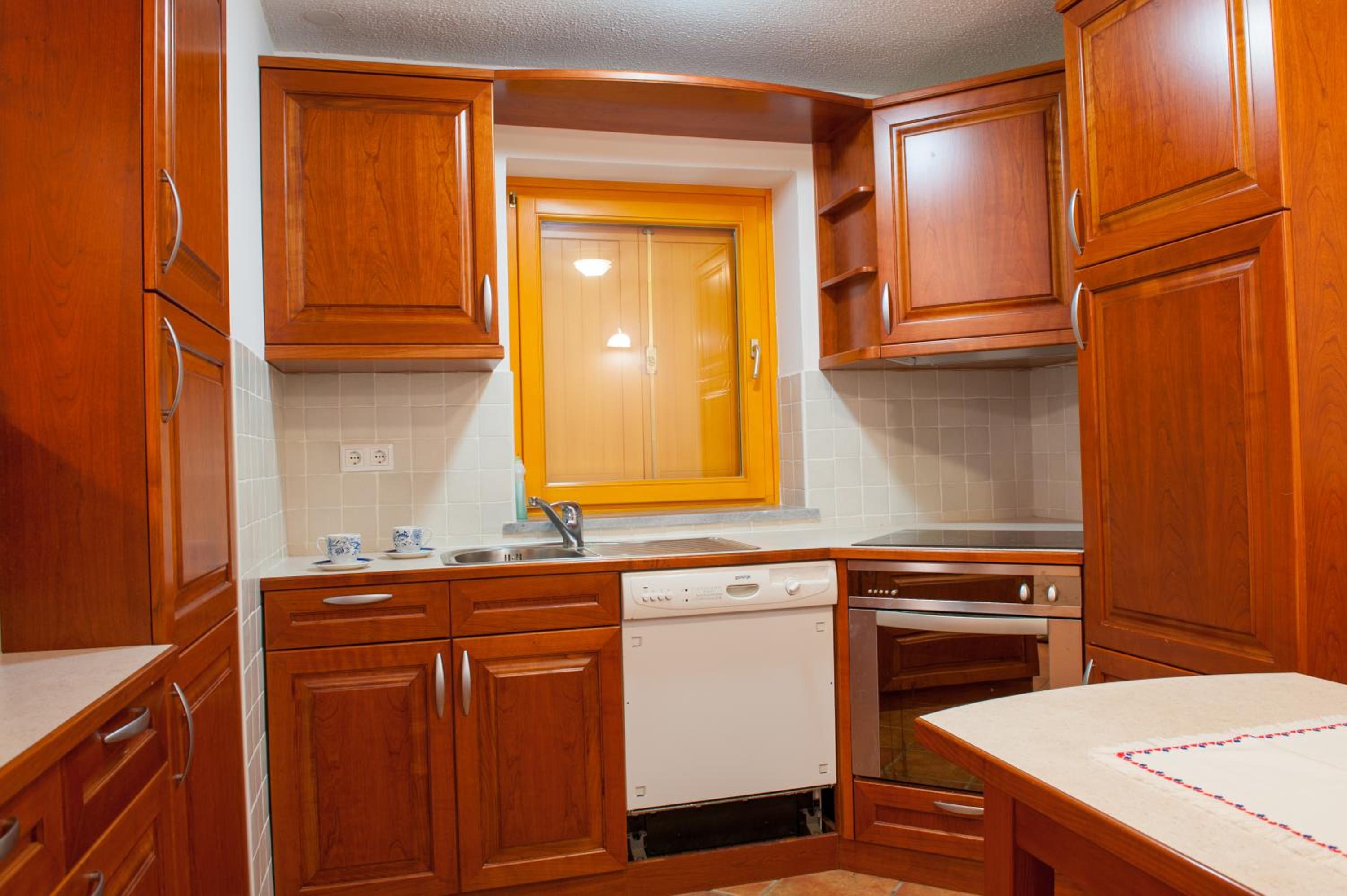 Three-Bedroom House photo 2