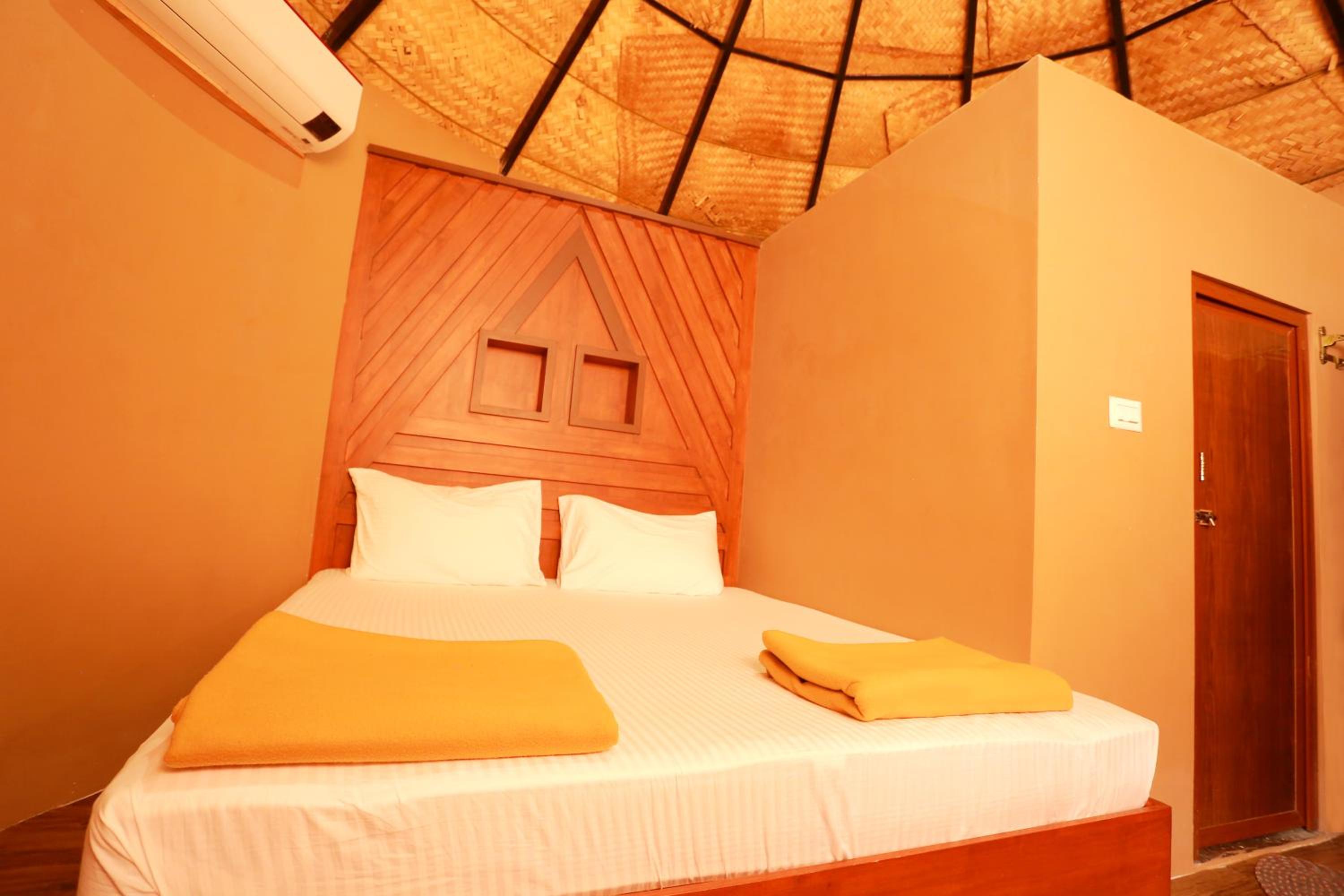 Standard Double Room - Photo 6