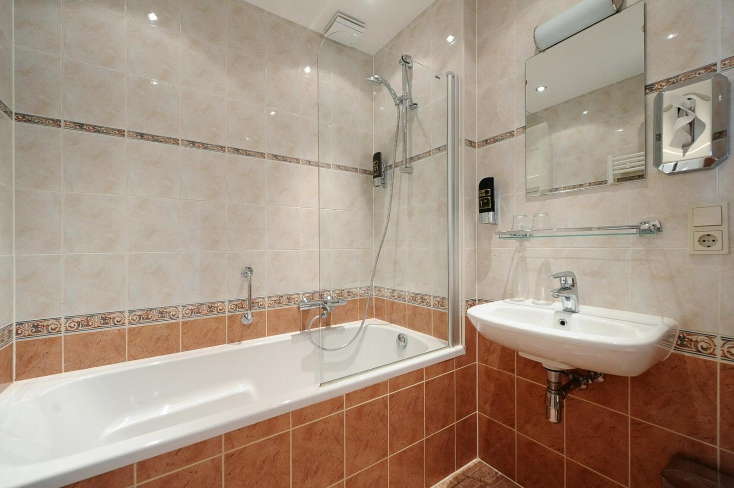 Double Room with Bath photo 2