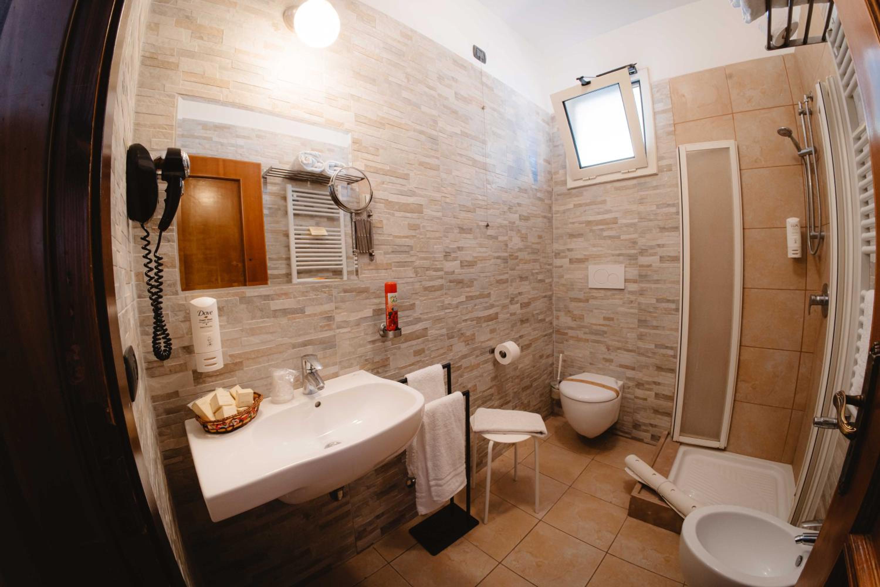 Comfort Quadruple Room - Photo 2