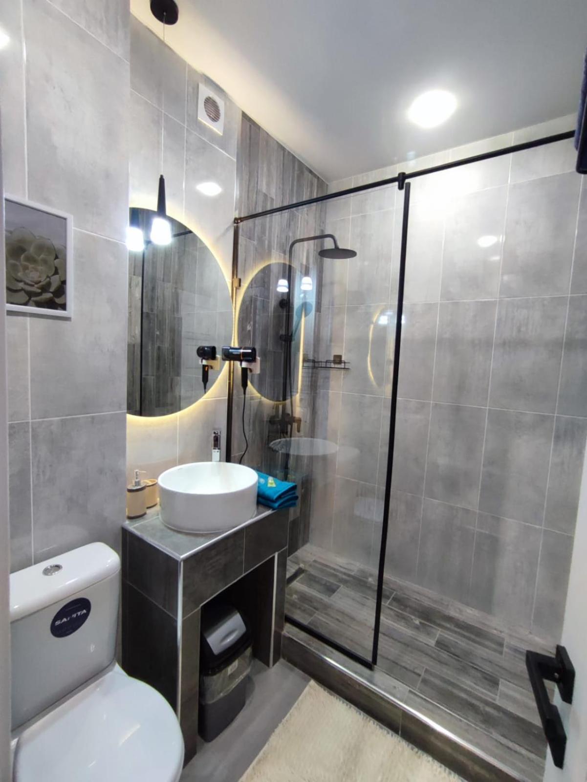 Budget Double Room photo 2