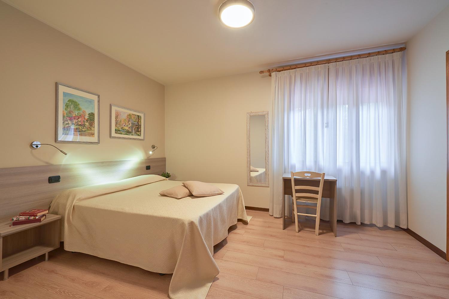 Double or Twin Room - Photo 3