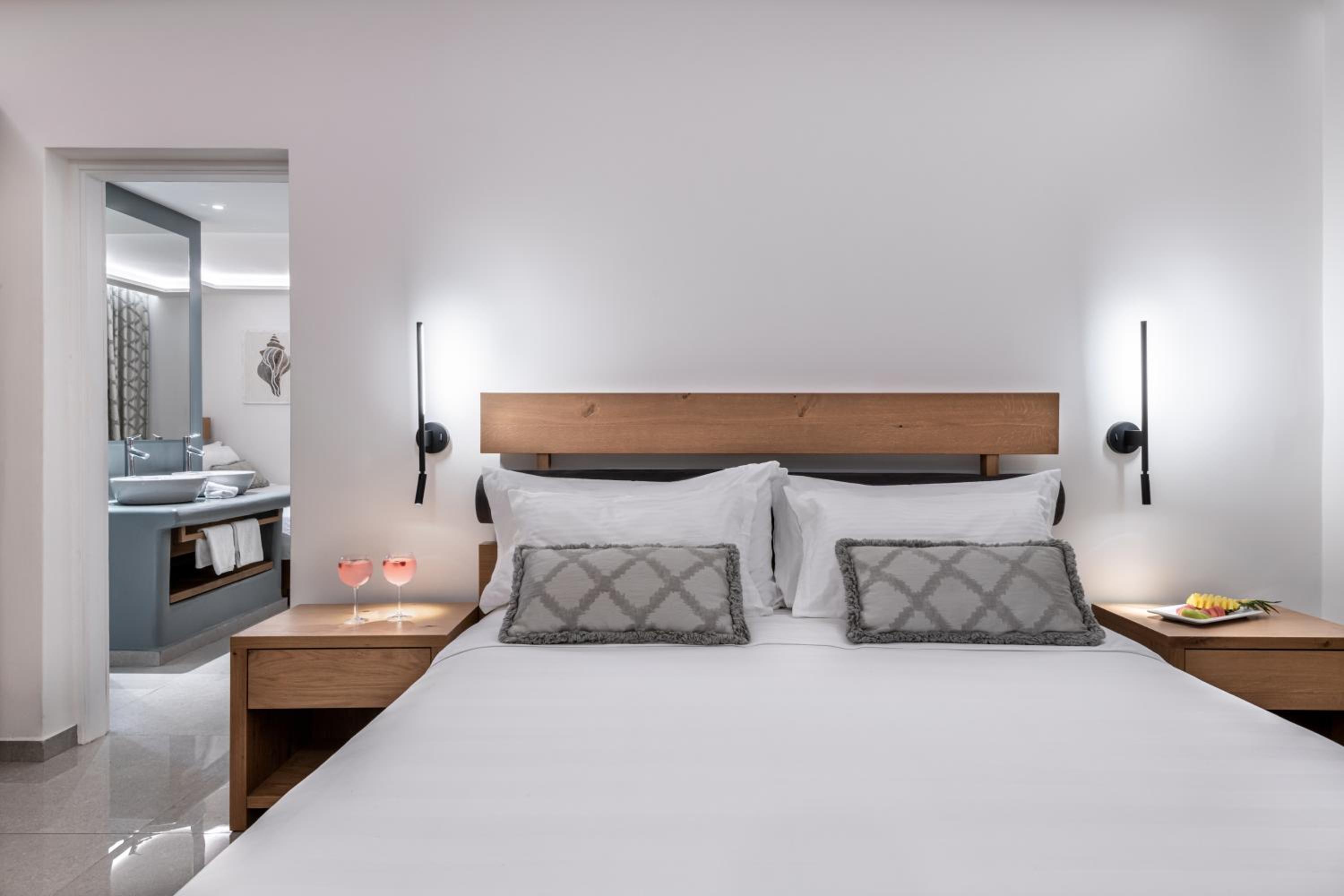 Superior Family Suite - Photo 2