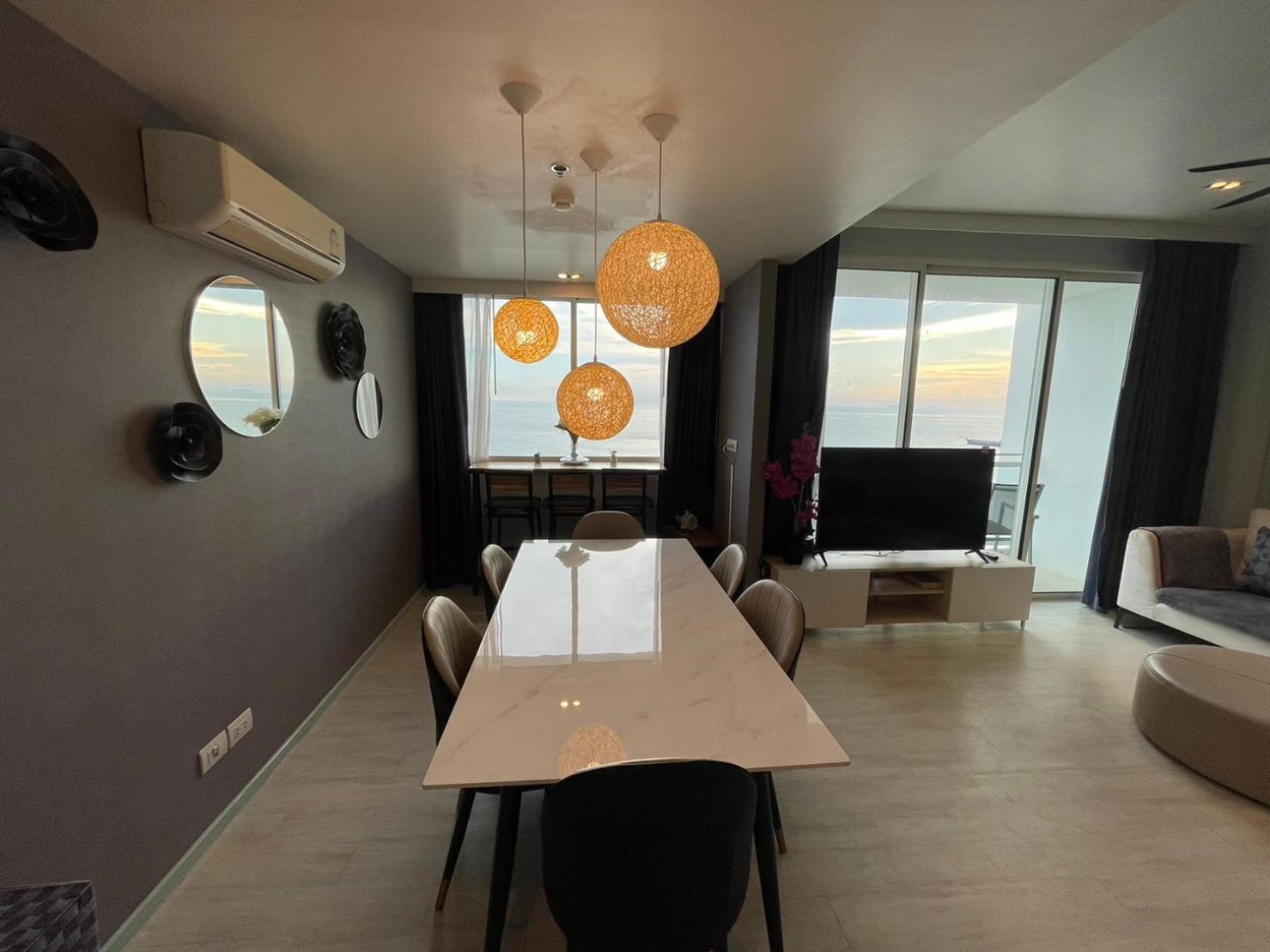Penthouse Apartment - Photo 5