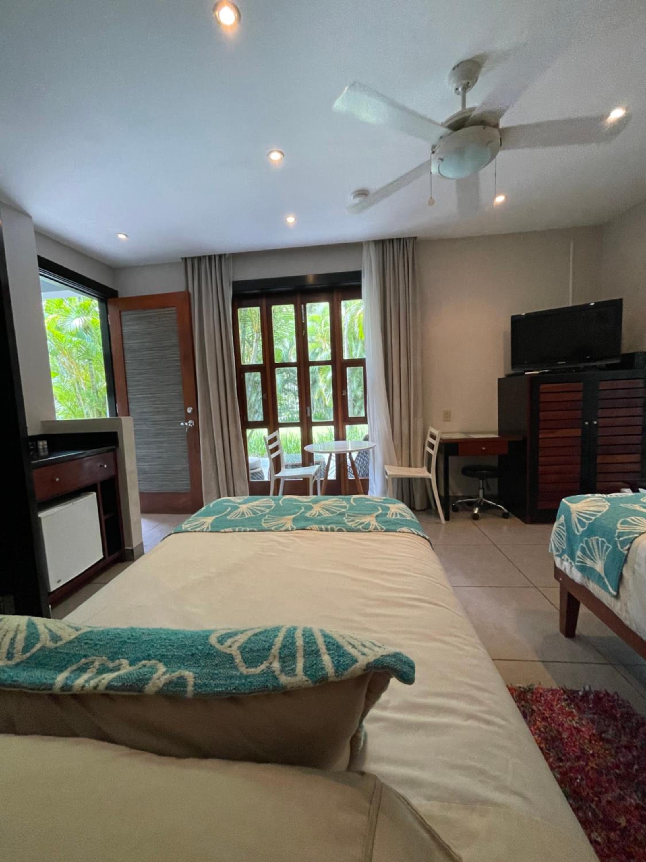 Deluxe Twin Room photo 1