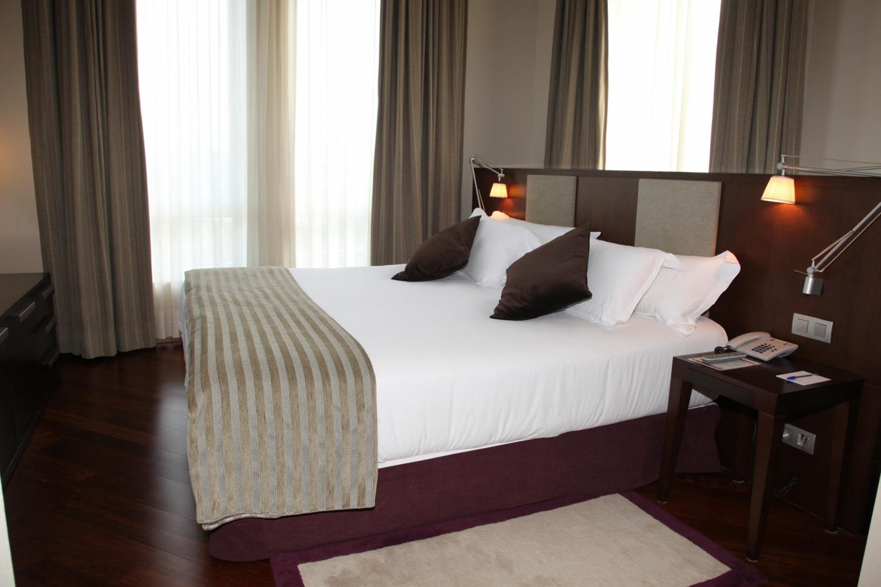 Superior Double or Twin Room - Photo 2