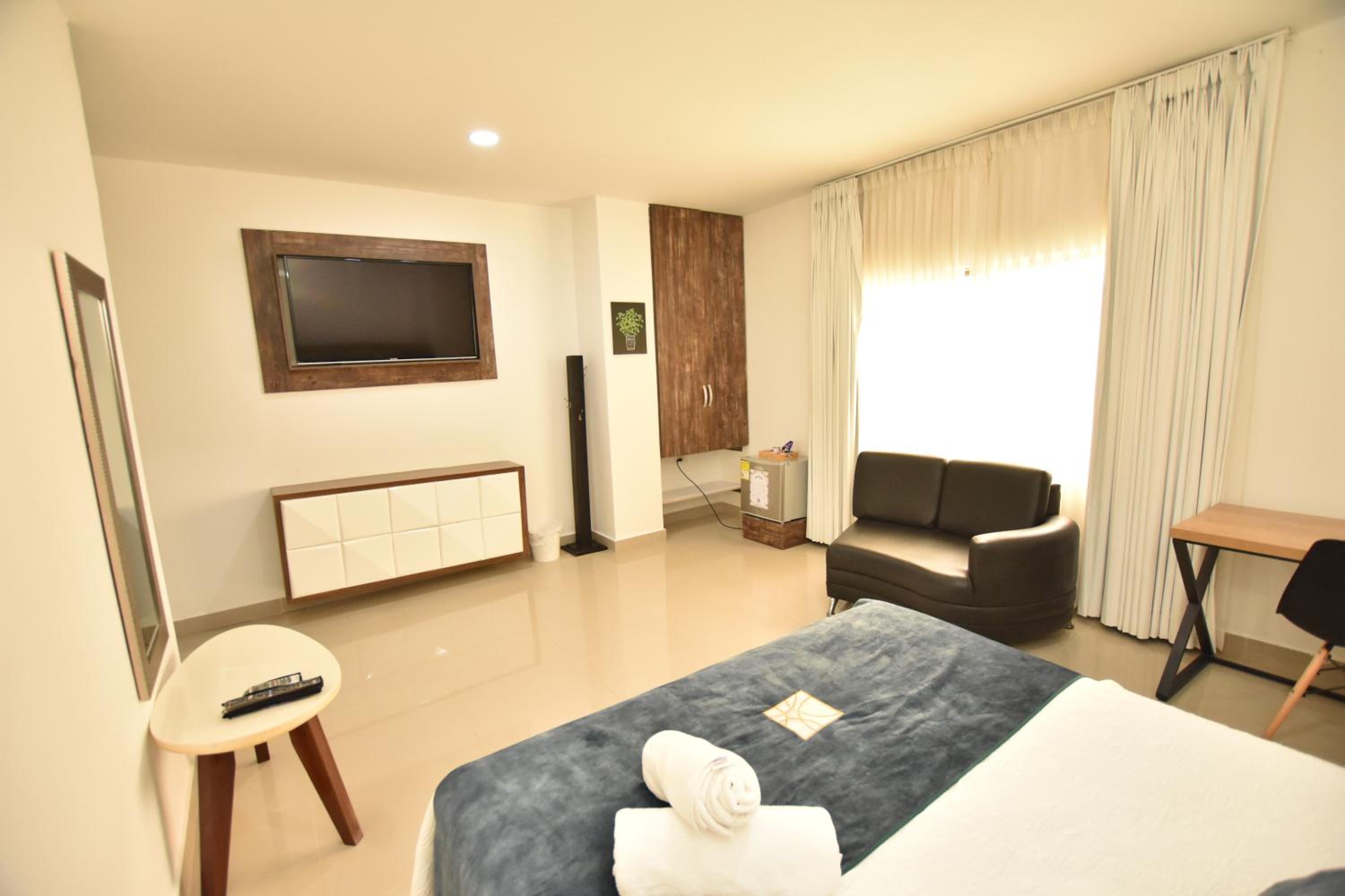 Deluxe Suite
