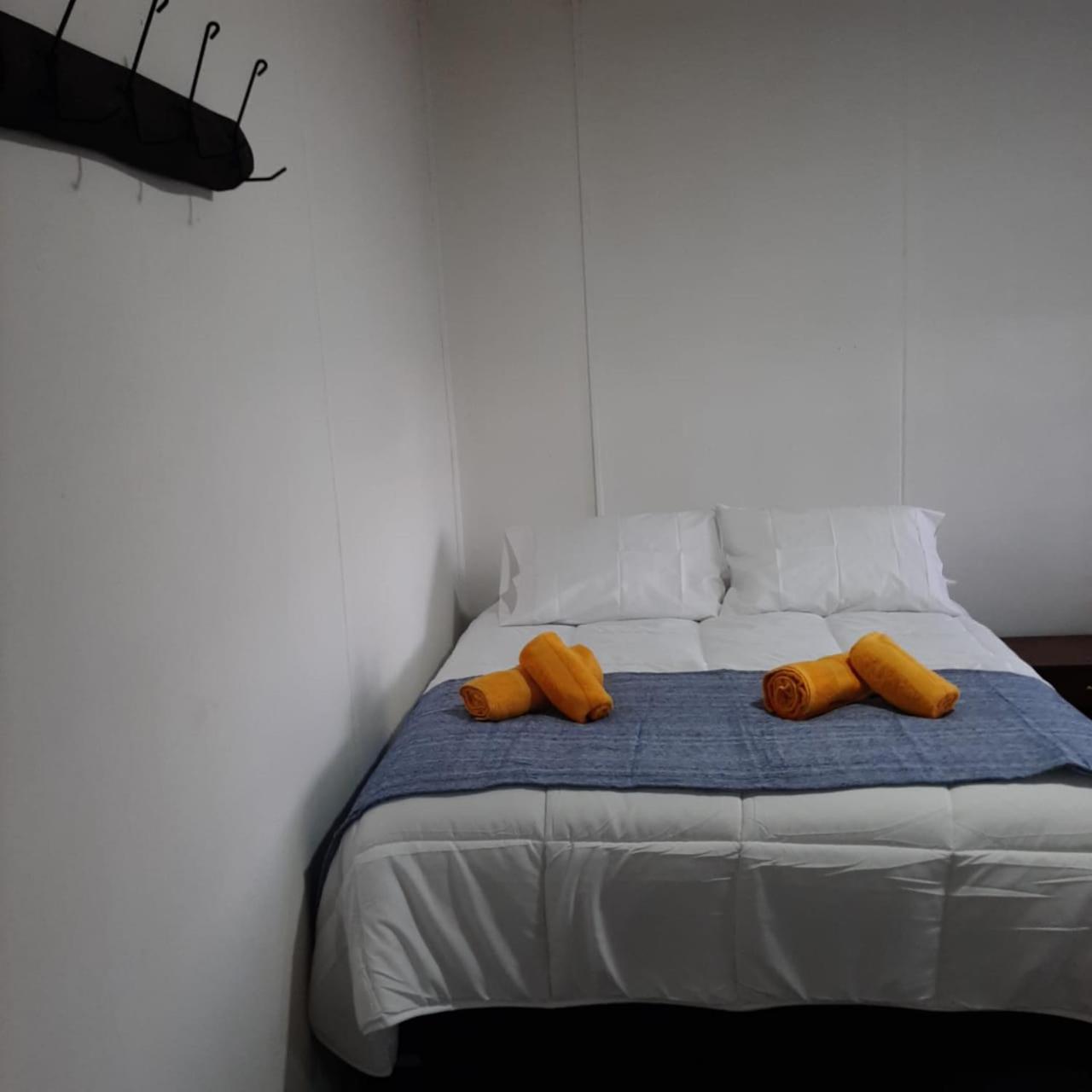 Double Room with Private Bathroom photo 3
