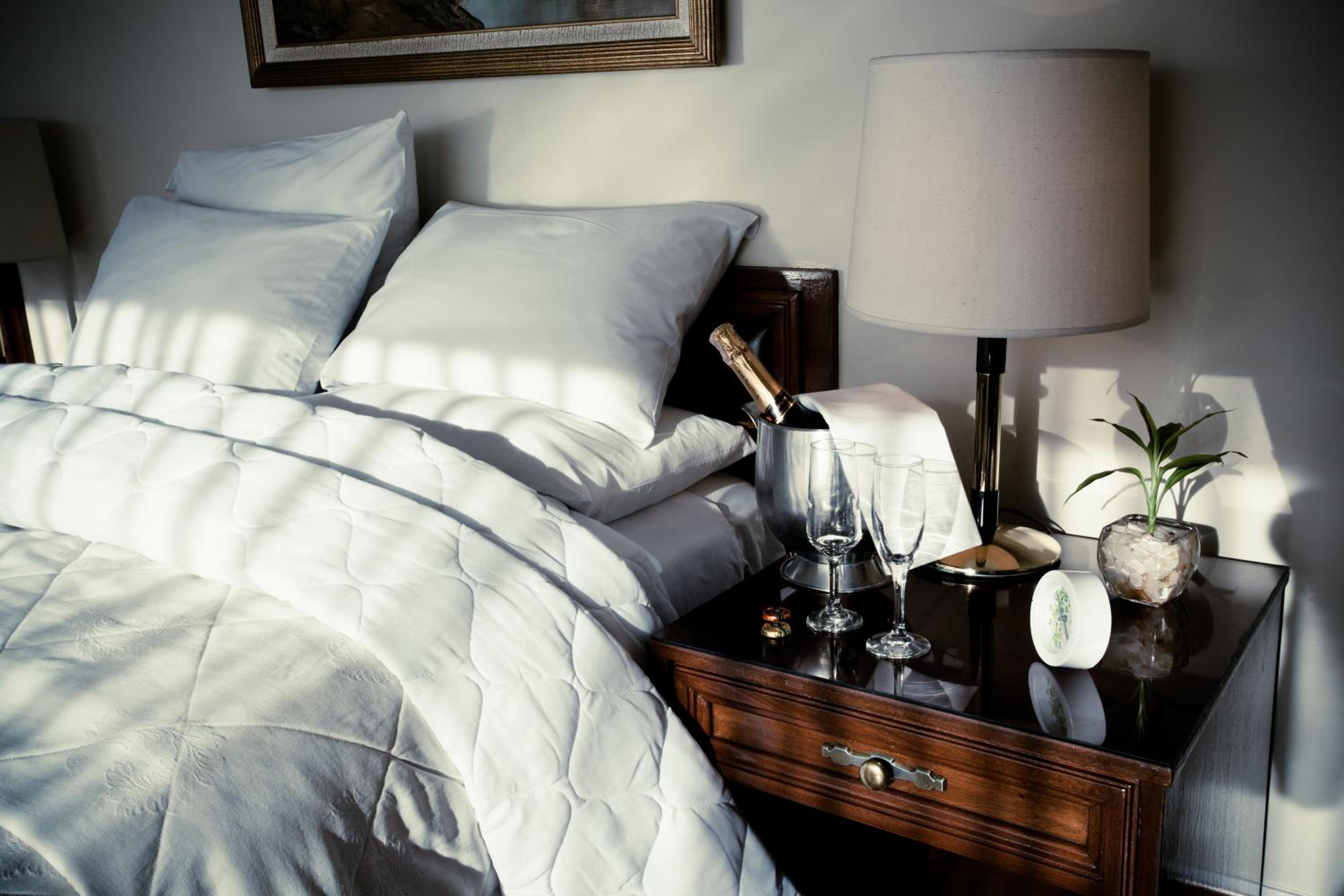Standard Double Suite