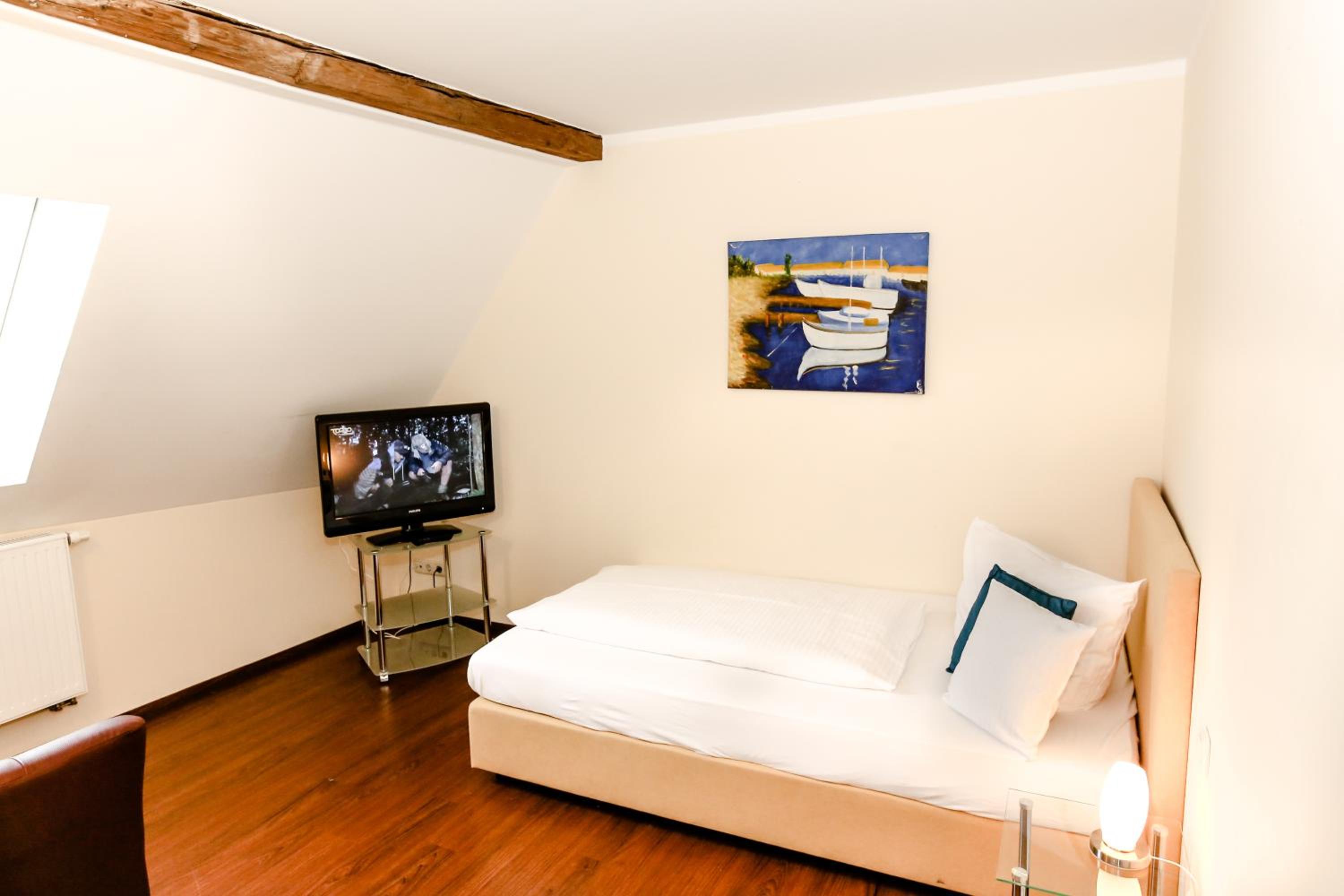 Single Room photo 1