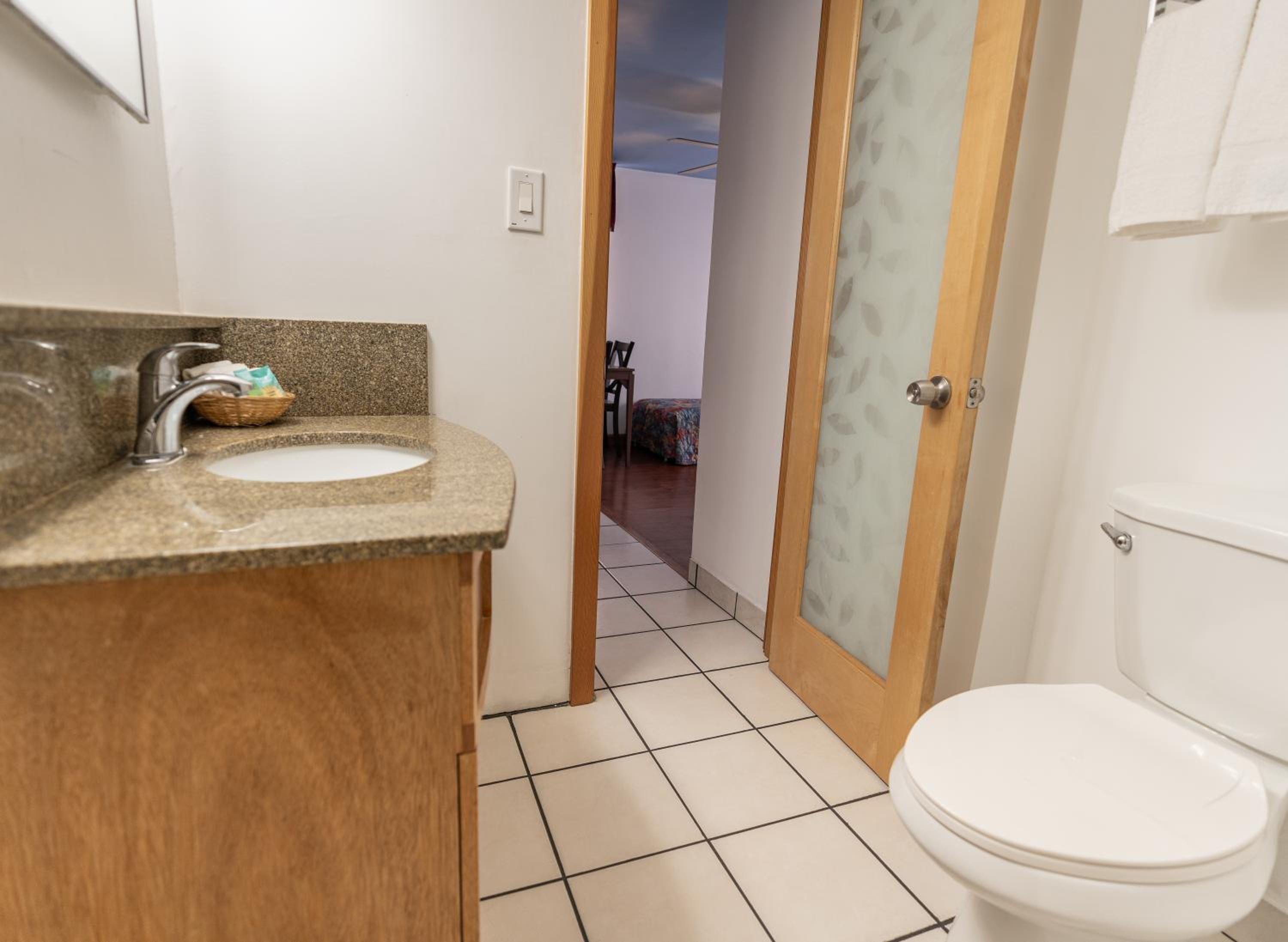 One-Bedroom Quad - Non Refundable photo 2
