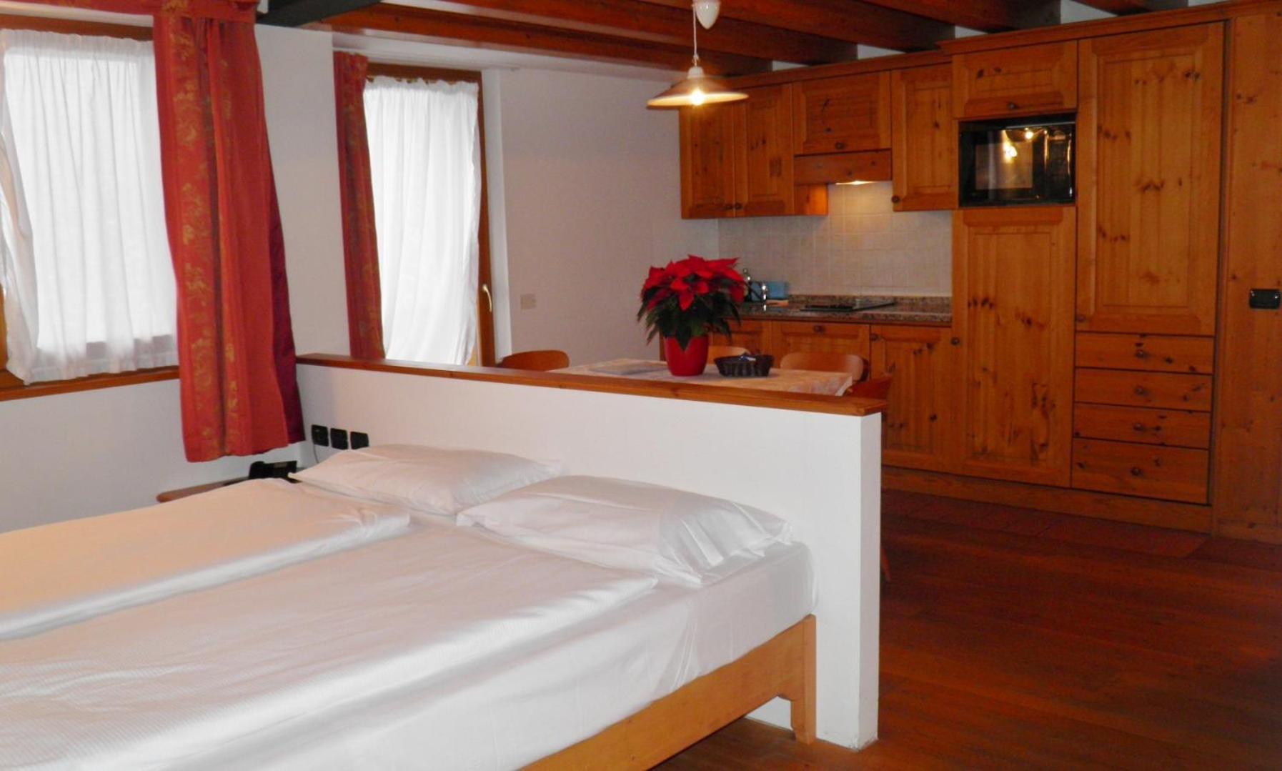 Maisonette photo 1